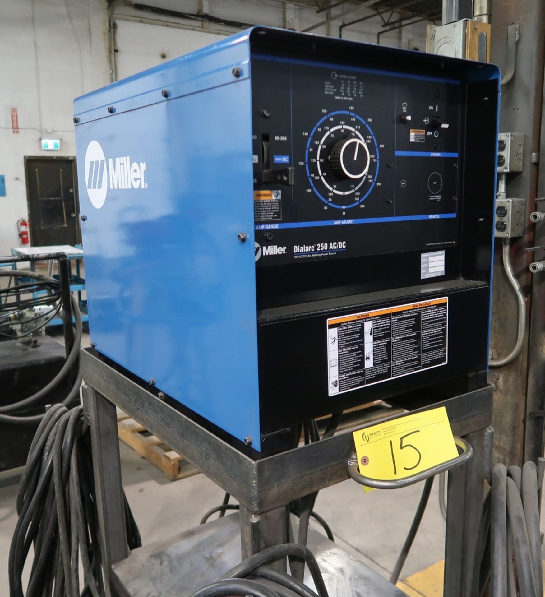 MILLER DIALARC 250 WELDER, S/N MH332013V