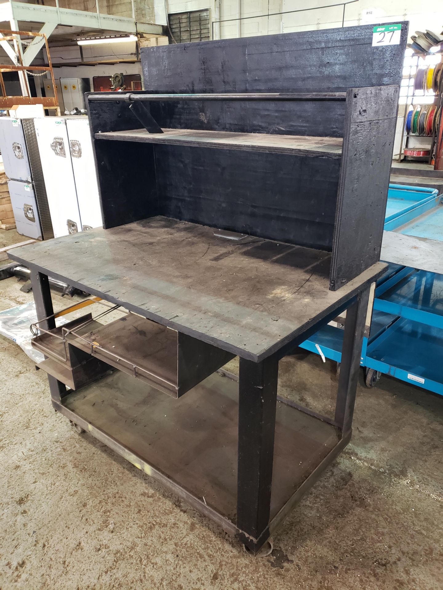 STEEL FRAME MOBILE SHOP TABLE W/SHELF