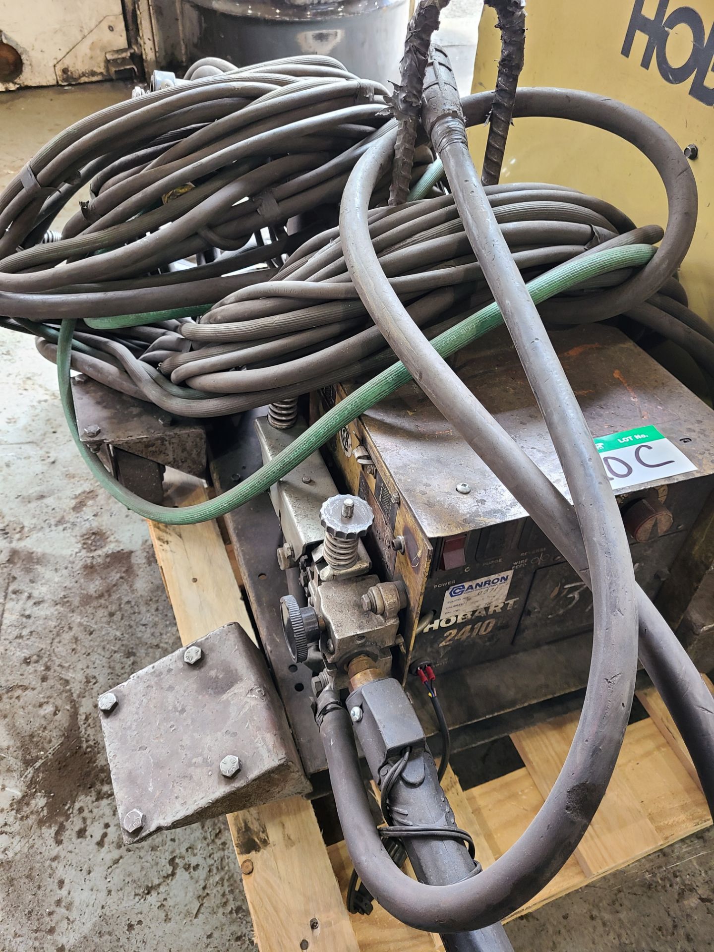 HOBART MEGA FLEX 650-RVS WELDER W/ HOBART 2410 FEEDER, 230/460/575 - Image 2 of 2