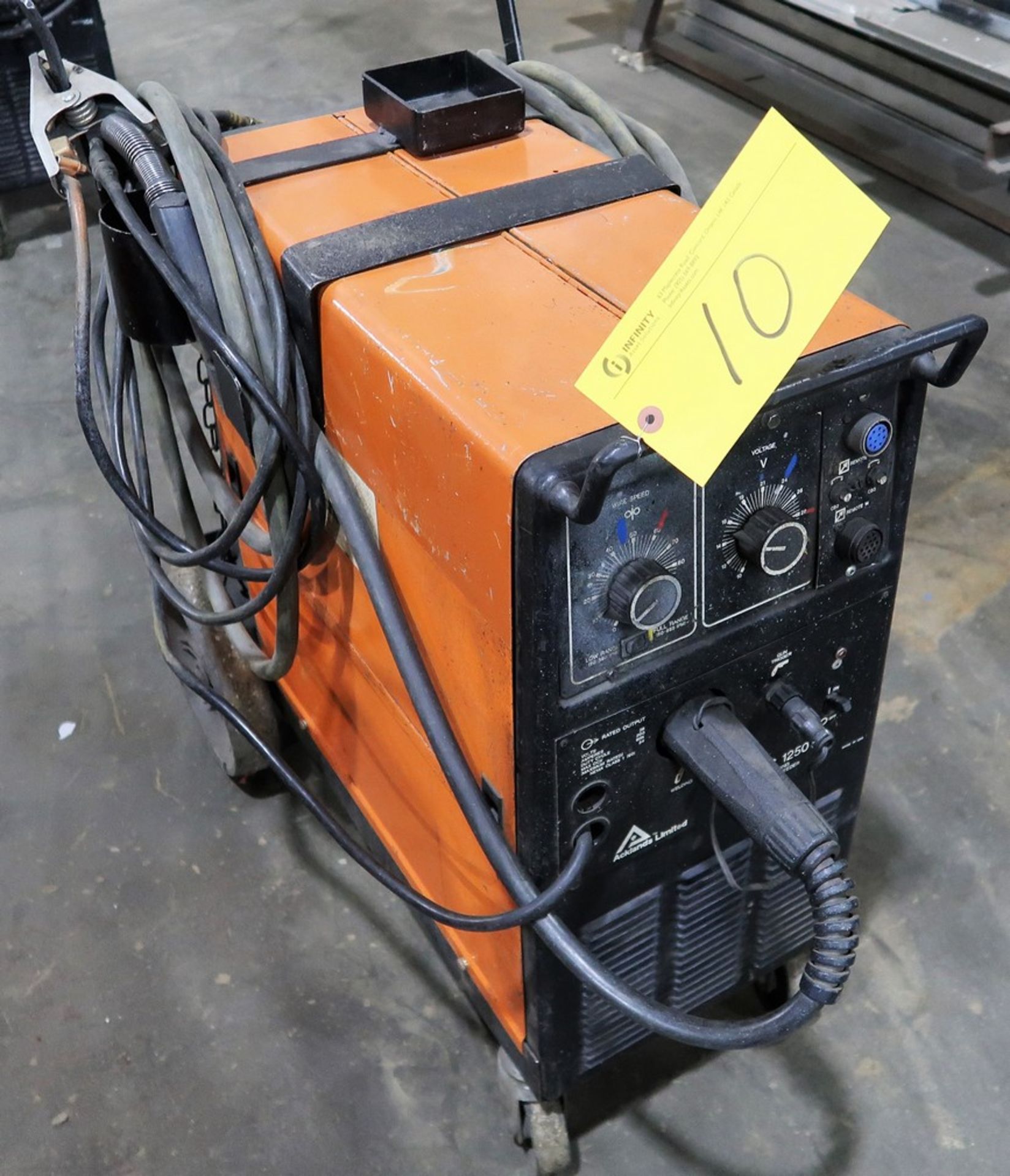 ACKLANDS AK-MATIC 1250 WELDER S/N KF893958