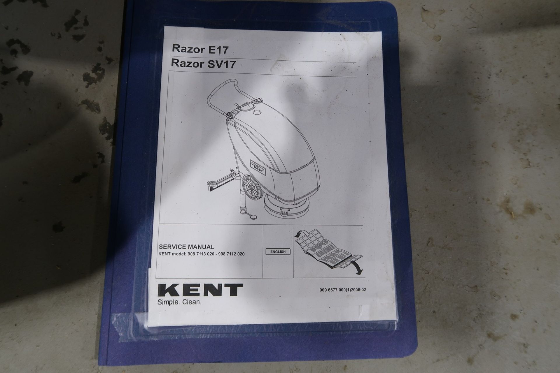 KENT FLOOR SWEEPER MOD. RAZOR SV17 - Image 3 of 4