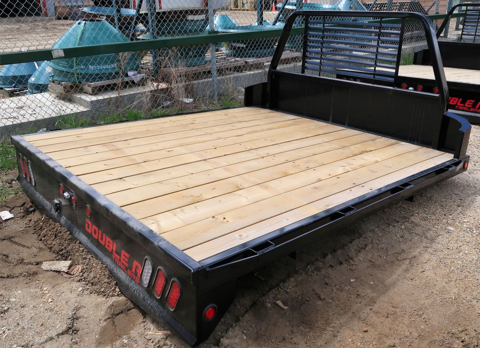 2019 DOUBLE A TRUCK DEC, BOX OFF, 8.5' DECK WOOD DECKING S/N 2DATDOK1049 - Image 2 of 3