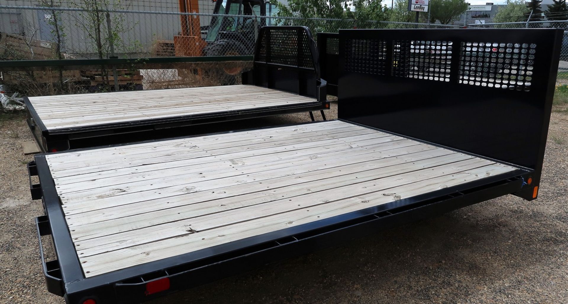 CM TRUCK BED TRUCK DECK MOD. 1580215, TRUCK BODY PL2 10'/97/34, 10' DECK WOOD 34" WIDE LONG SILL - Image 2 of 3