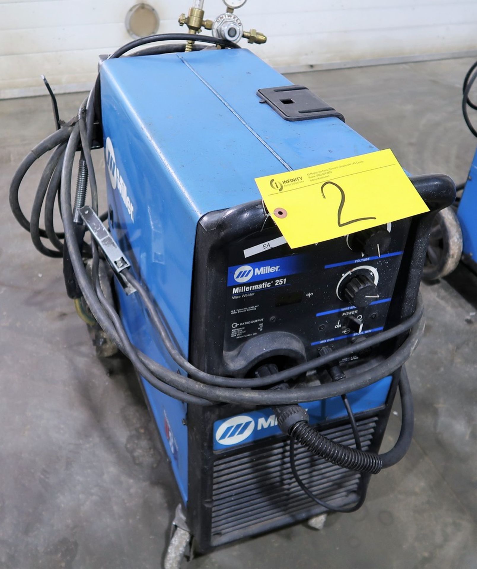 MILLER MILLERMATIC 251 WELDER S/N LE402957