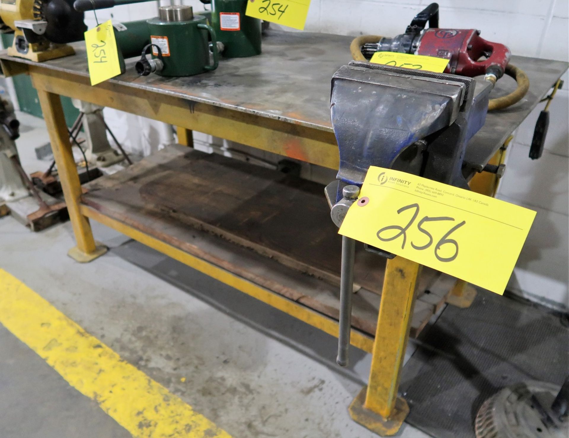 STEEL WORK BENCH W/BENCH VISE