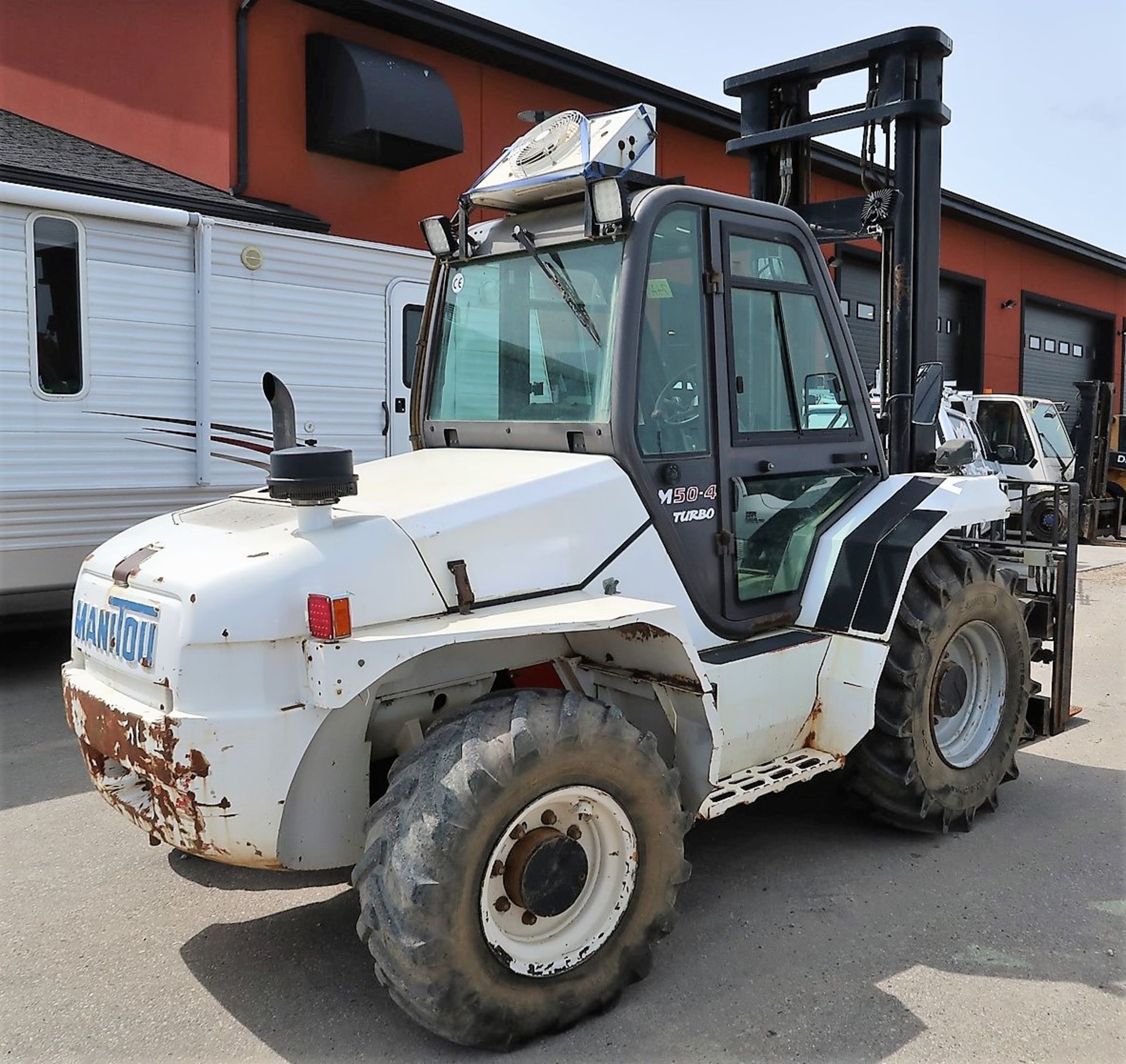 2008 MANITOU FORKLIFT, MODEL M50-4, DIESEL, 23,931 HRS., SIDE SHIFT, POSITIONING FORKS, S/N 261191 - Image 3 of 7