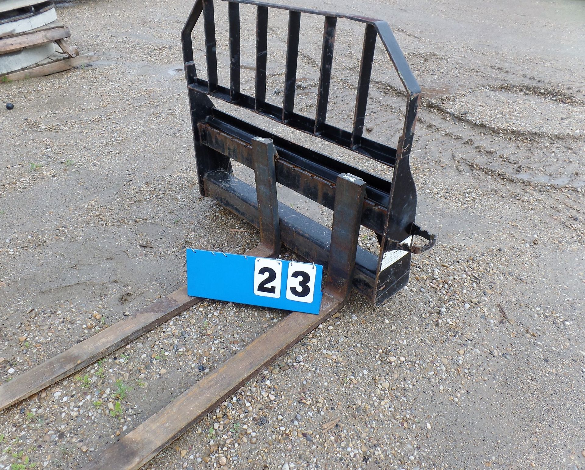 SKID STEER PALLET FORKS ATTACHMENT - Image 2 of 2