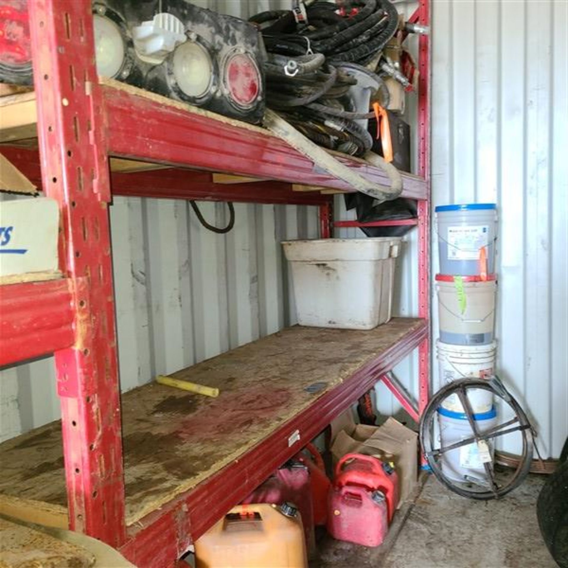 CONTENTS OF BLUE SEACAN CONTAINER, REEL OF ROPE, TIRES, SLINGS ETC. - Image 11 of 15