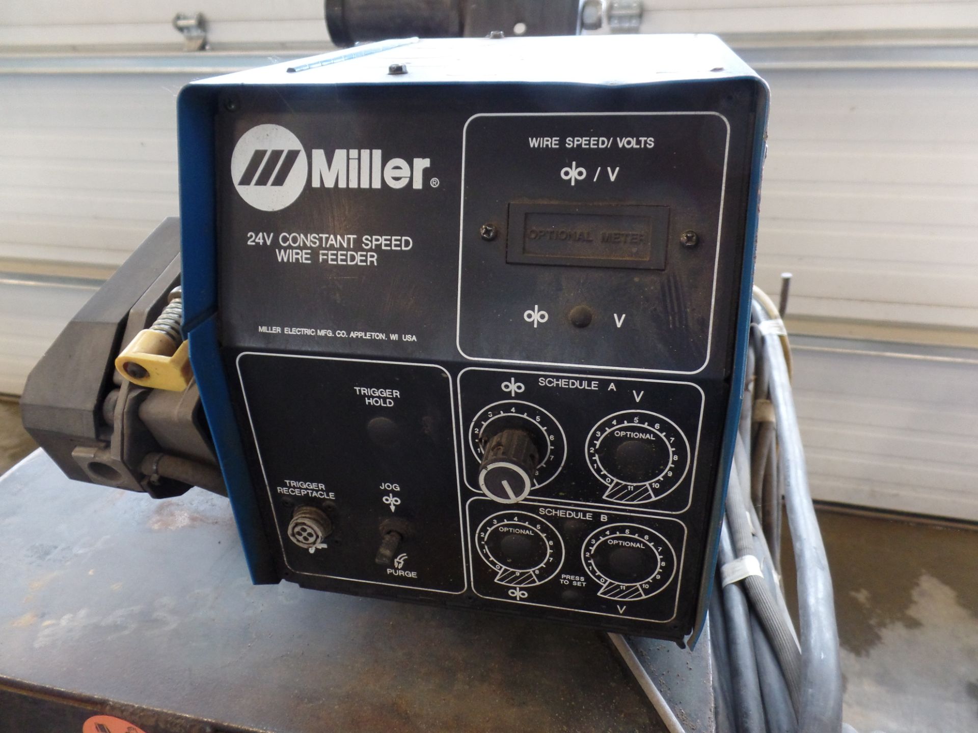 MILLER XMT 300 CC/CV WELDER W/MILLER S-60 WIRE FEEDER C/W MOBILE CART - Image 3 of 4