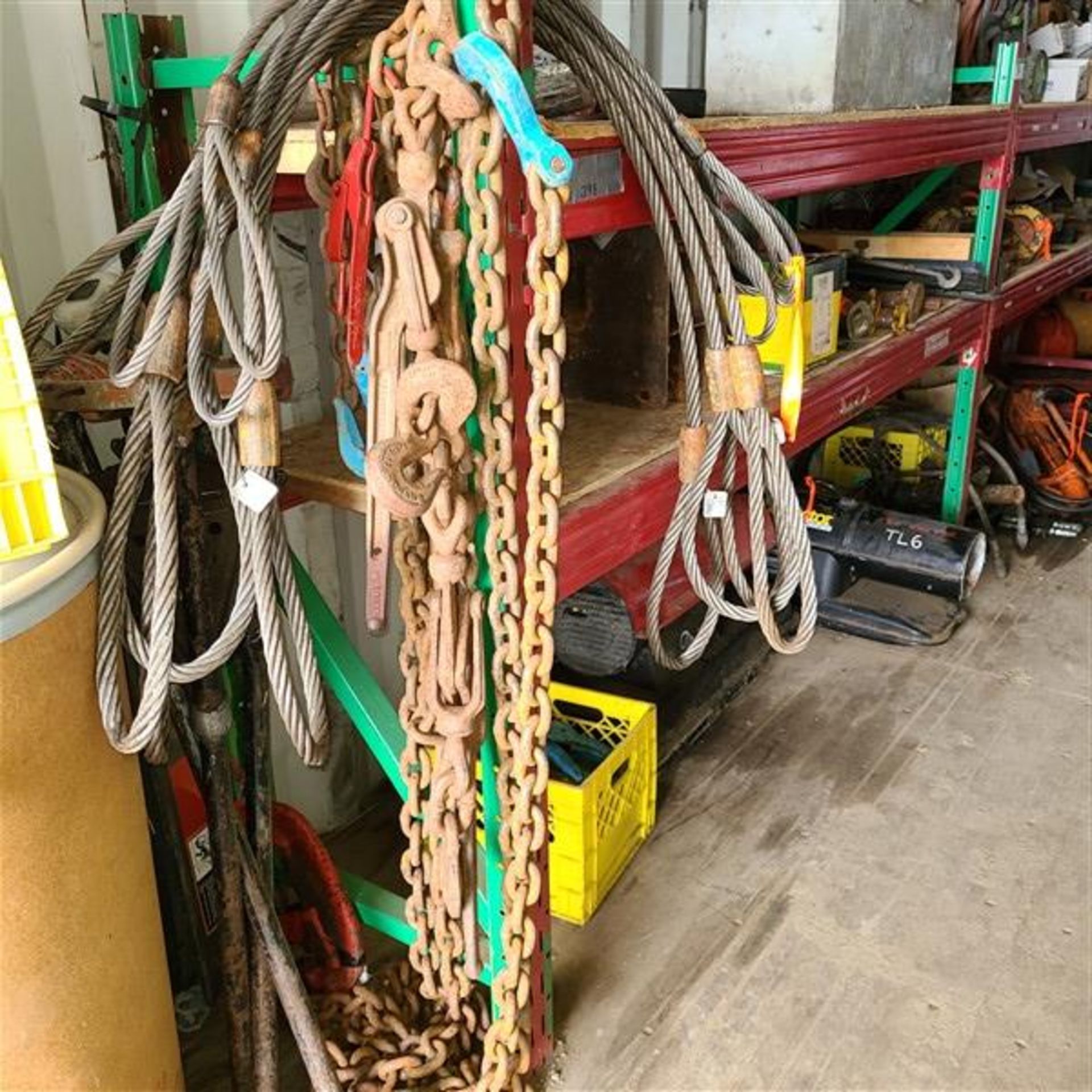 CONTENTS OF BLUE SEACAN CONTAINER, REEL OF ROPE, TIRES, SLINGS ETC. - Image 5 of 15