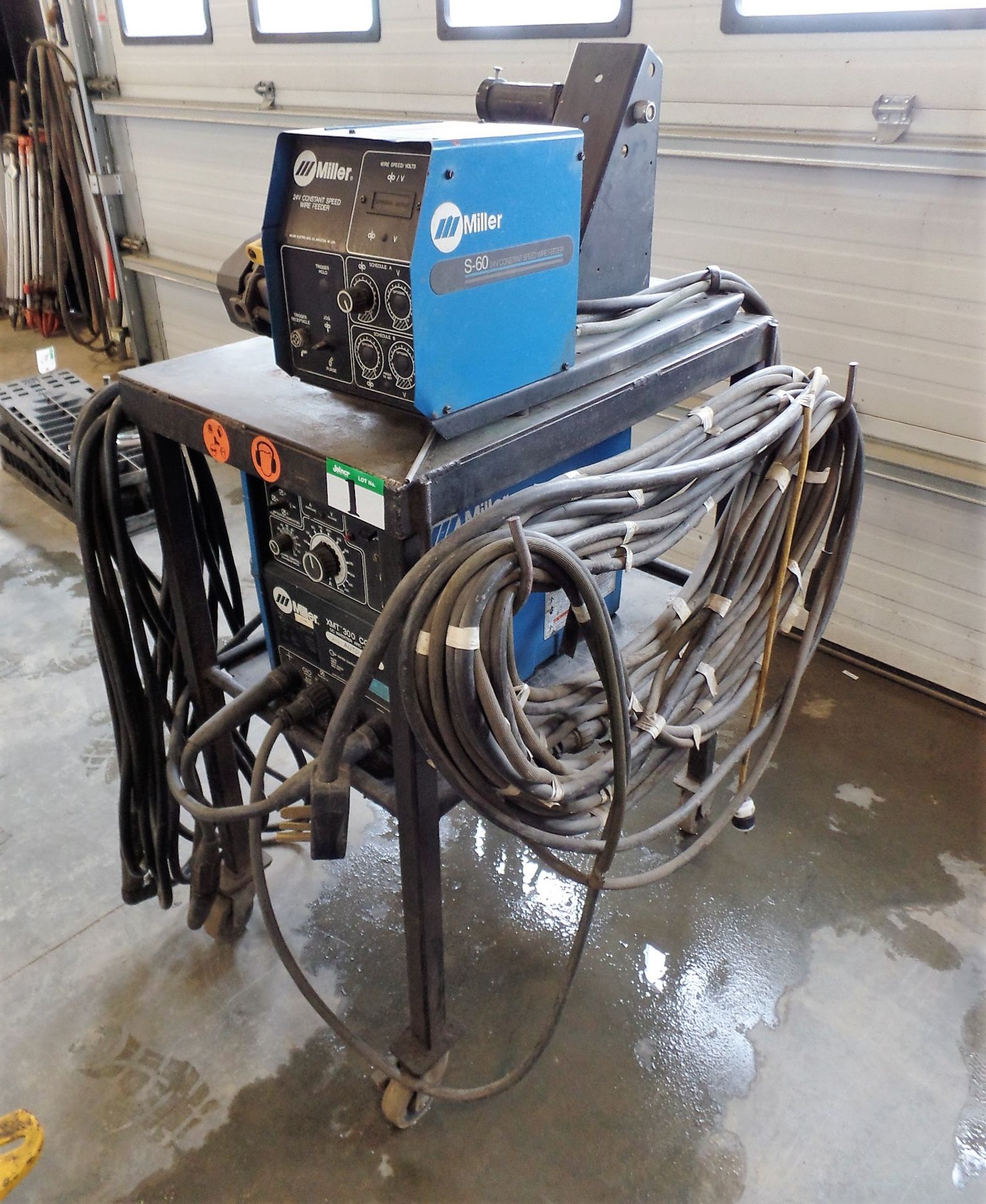 MILLER XMT 300 CC/CV WELDER W/MILLER S-60 WIRE FEEDER C/W MOBILE CART - Image 4 of 4