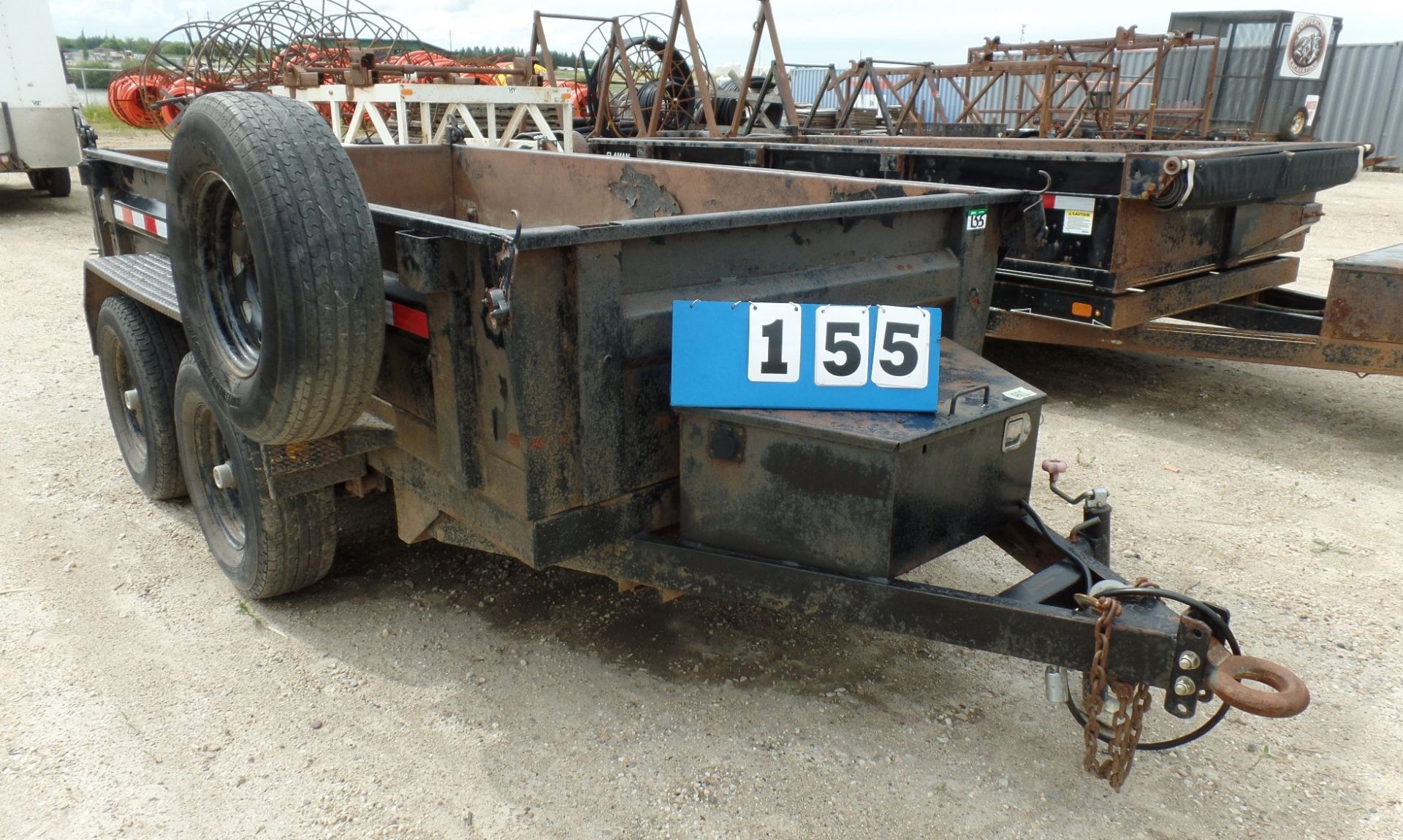 2012 10' DUMP BOX TRAILER, T/A, HYD. PUMP W/REMOTE CONTROL, ELEC. BRAKES, S/N P505102101182677 - Image 2 of 5