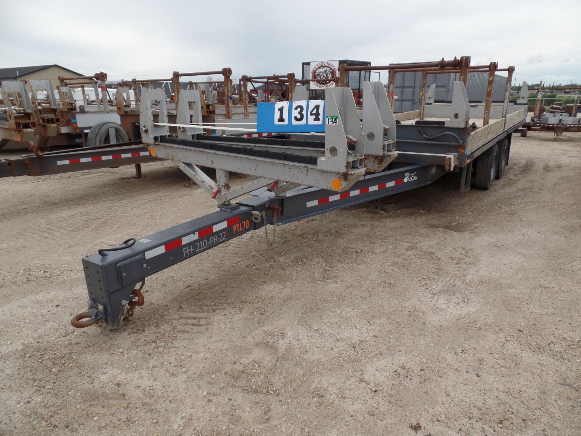 2017 FALCAN TD210 POLE TRAILER, 25' DECK, TELESCOPING 60' POLE CAP, 3 REEL STANDS, 2, 10,000 LB - Image 2 of 8