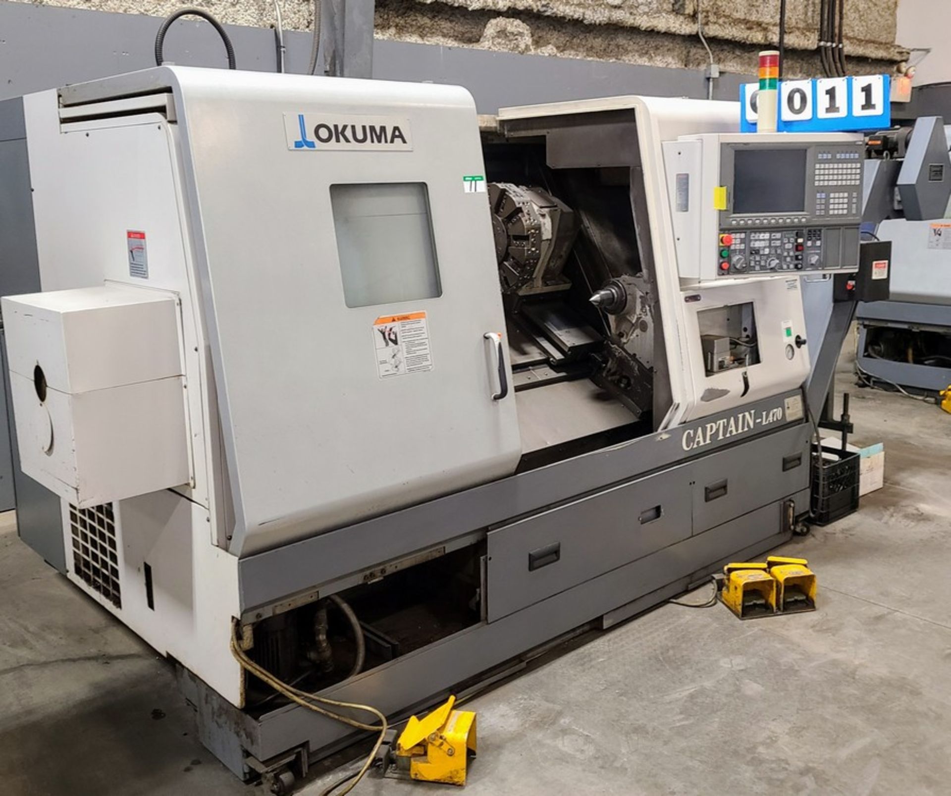 2009 OKUMA CAPTAIN L470 CNC LATHE, 24.4" SWING , 4.33" SPINDLE, 15" CHUCK - Image 2 of 9