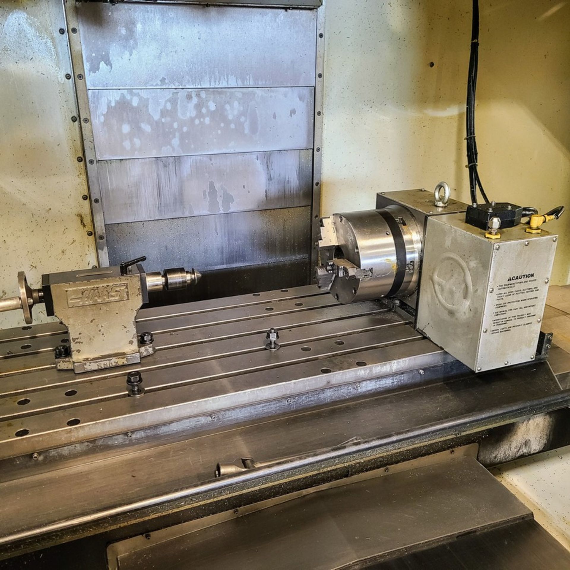 2008 HAAS VF-4B CNC VMC, S/N 1051361, TRAVELS 50” X 20” Y 25” Z HAAS VOP-D, 20HP, 2-SPEED GEAR - Image 5 of 9