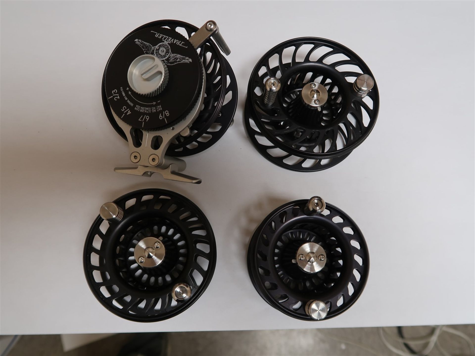 The Traveller Set of 4 interchangeable adjustable spool size Fly Fishing Reels (Black Satin - Image 6 of 6