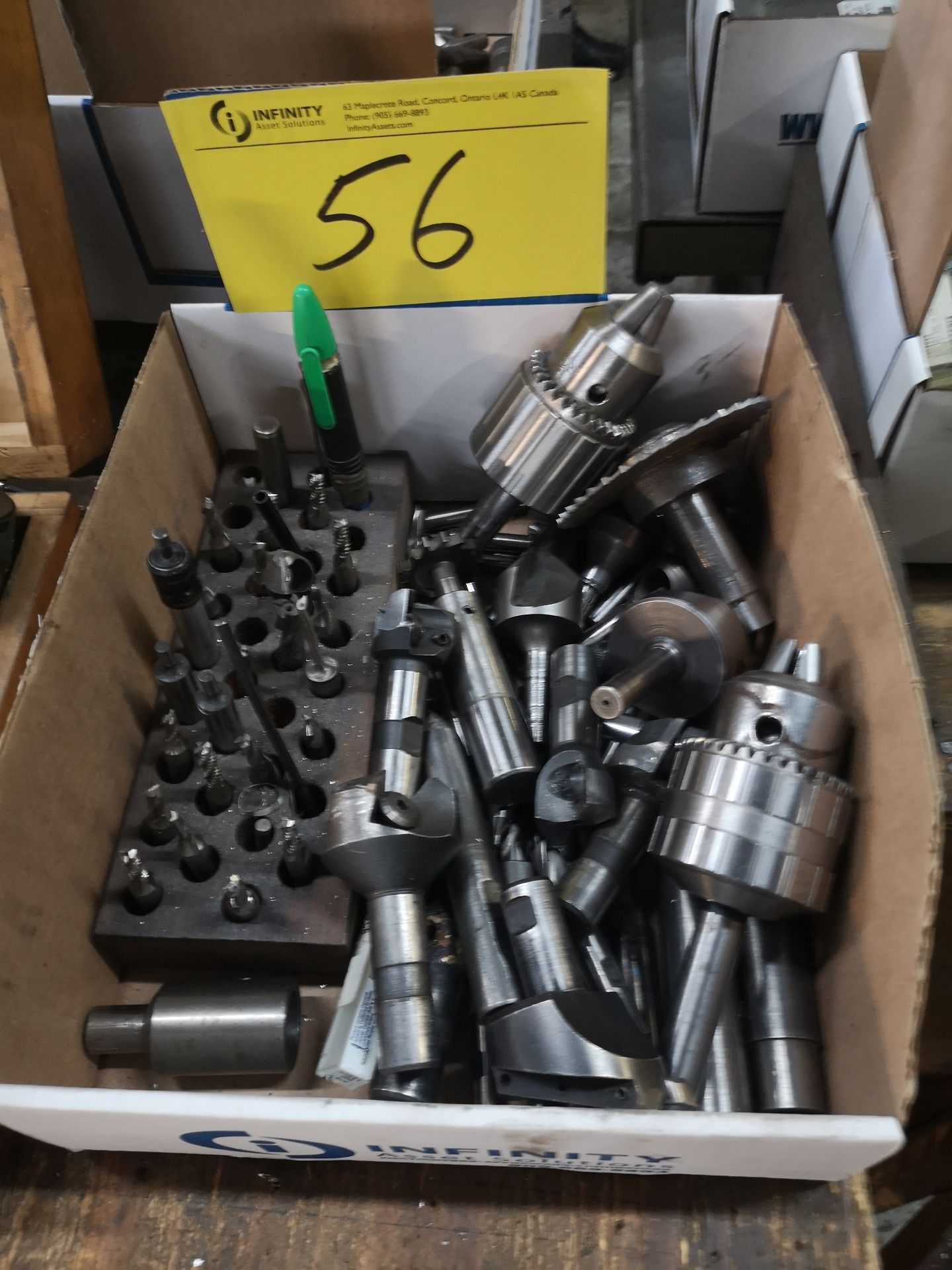 LOT ASST. TOOLING AND CHUCKS