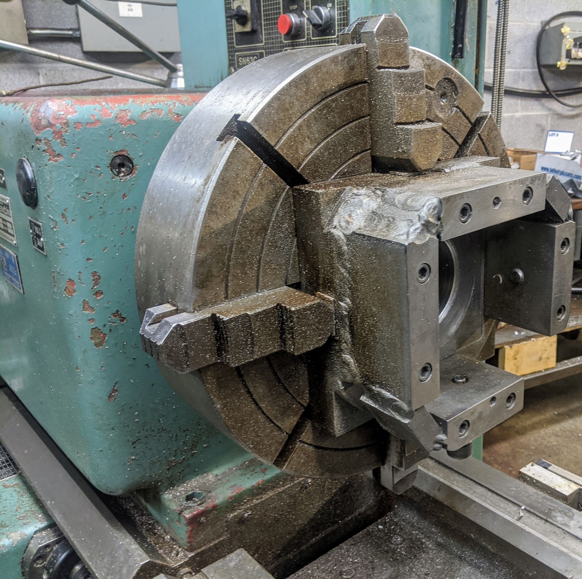 TOS SN63C Lathe, 25” x 80”, Mitutoyo 2-Axis DRO, 16” 4-Jaw Chuck, 4” Bore, Speeds to 1,000 RPM, - Image 5 of 15