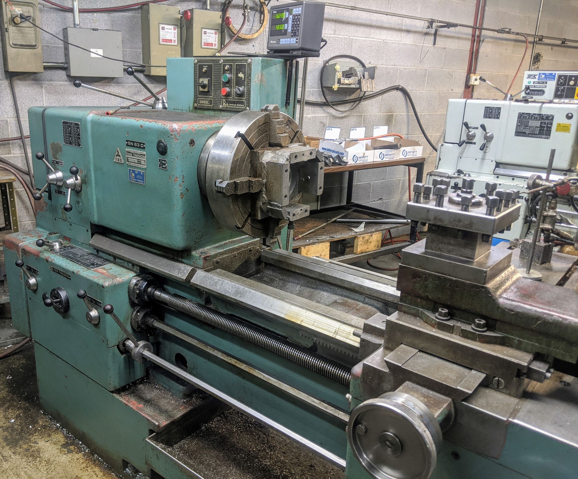 TOS SN63C Lathe, 25” x 80”, Mitutoyo 2-Axis DRO, 16” 4-Jaw Chuck, 4” Bore, Speeds to 1,000 RPM, - Image 4 of 15