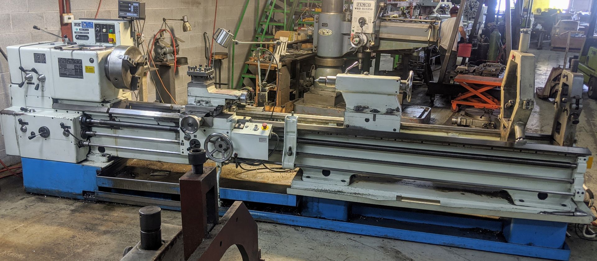 TOS SN71C Lathe, 28” x 120”, Mitutoyo 2-Axis DRO, 16” 3-Jaw Chuck, 3” Bore, Speeds to 1,000 RPM, - Image 3 of 15