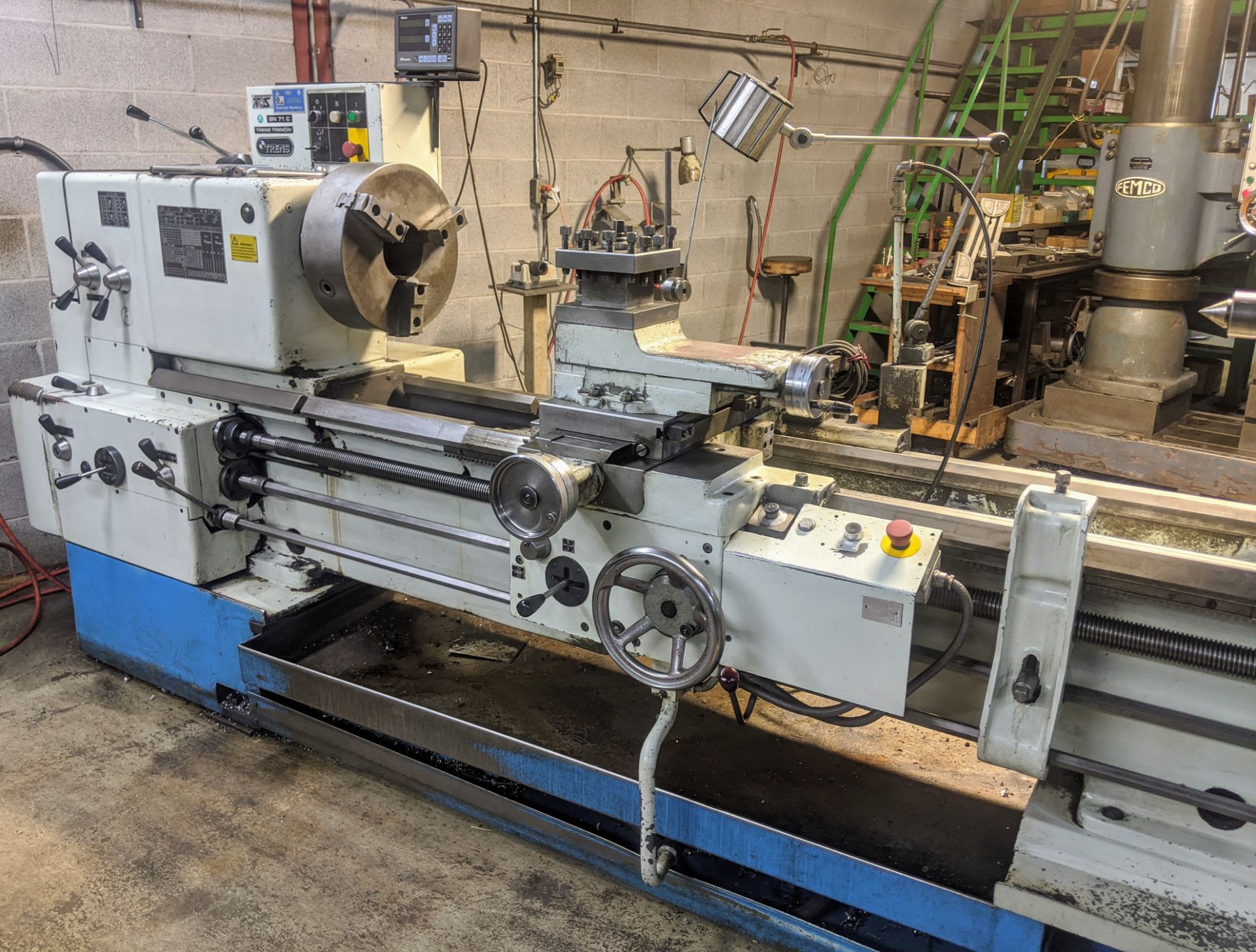 TOS SN71C Lathe, 28” x 120”, Mitutoyo 2-Axis DRO, 16” 3-Jaw Chuck, 3” Bore, Speeds to 1,000 RPM, - Image 4 of 15