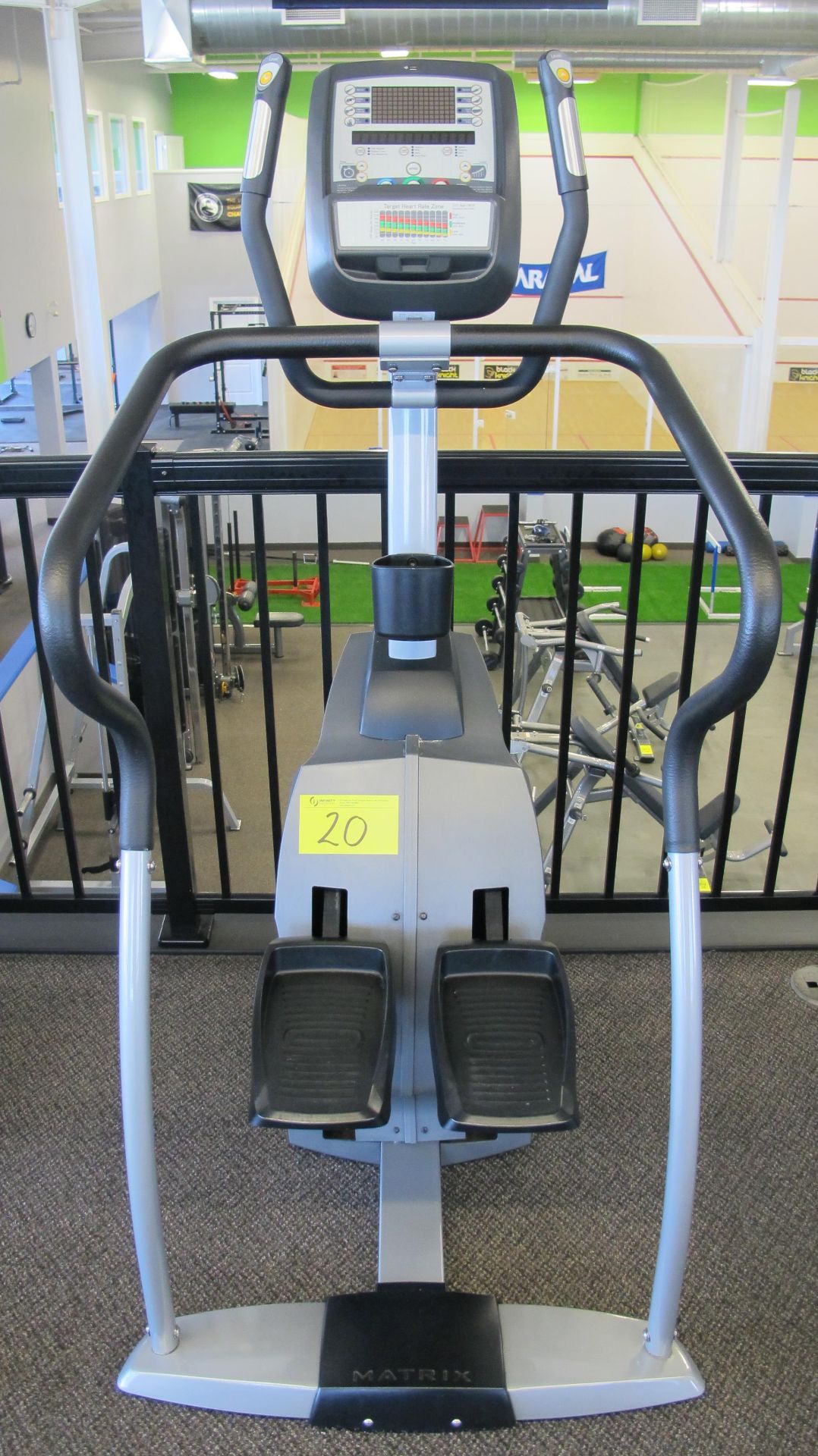 MATRIX S-3X/5X/7X Stepper Machine w/ HURE-3X-01-C Digital Display, Heart Rate Monitor - Image 2 of 8