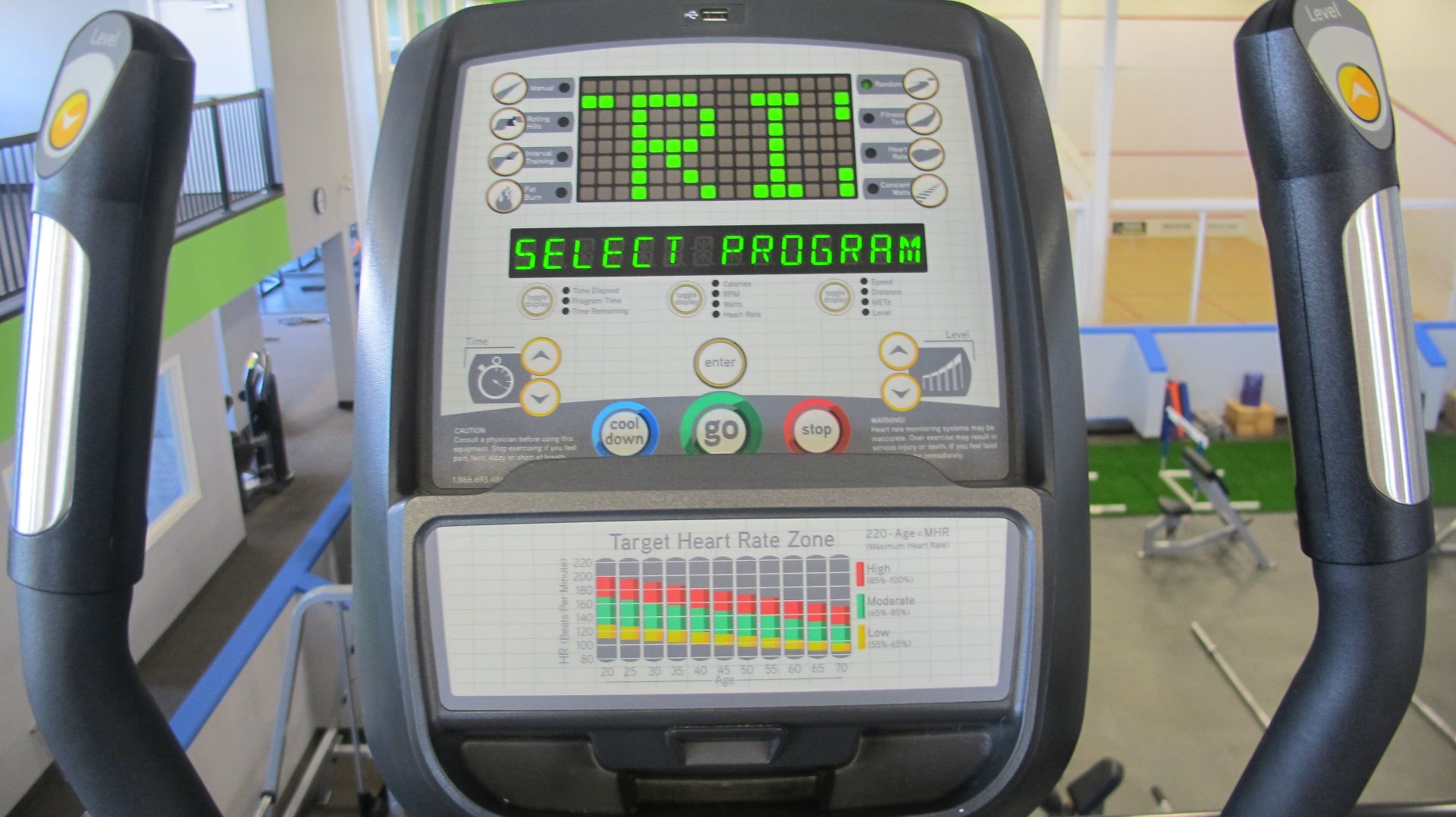 MATRIX S-3X/5X/7X Stepper Machine w/ HURE-3X-01-C Digital Display, Heart Rate Monitor - Image 5 of 8