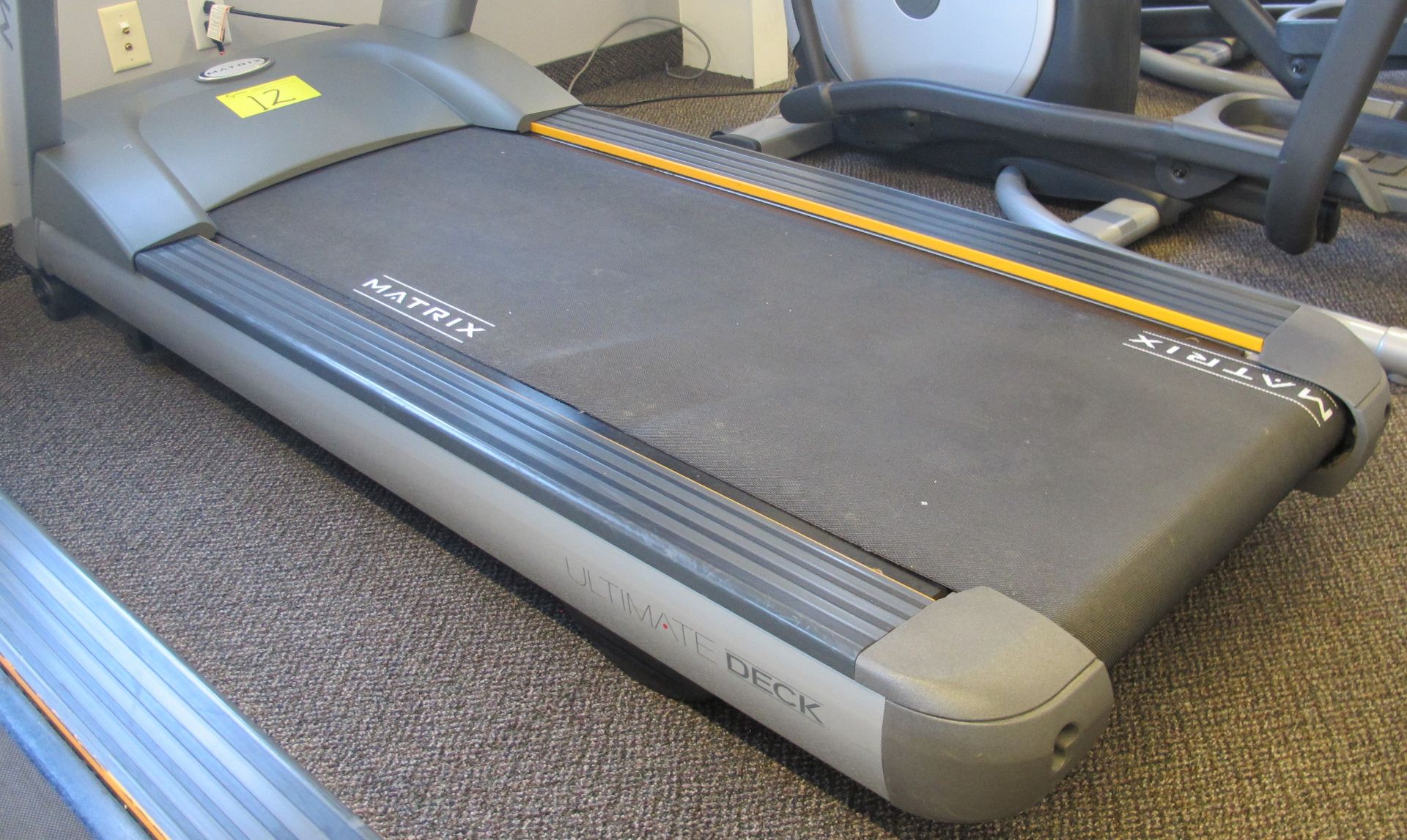 MATRIX T-5X-7X-03-F Ultimate Deck Treadmill w/ Incline, HURE-3X-01-C Digital Display, TV Screen w/ - Image 6 of 11