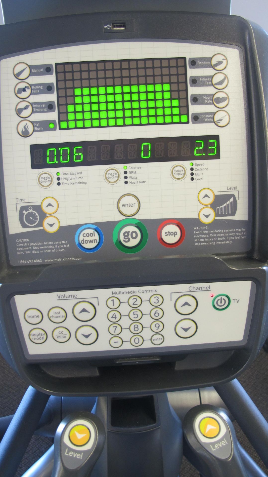 MATRIX E-3X/5X/7X-03-F Elliptical Machine w/ TV Screen W/ Satellite Hookup, HURE-3X-01-C Digital - Image 8 of 13