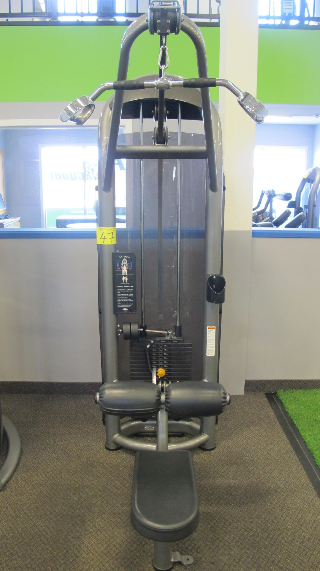 MATRIX G3-S30 Lat Pull Machine - Weight Stack 295lbs, S/N: G3GM01D1107GA053 - Image 2 of 7