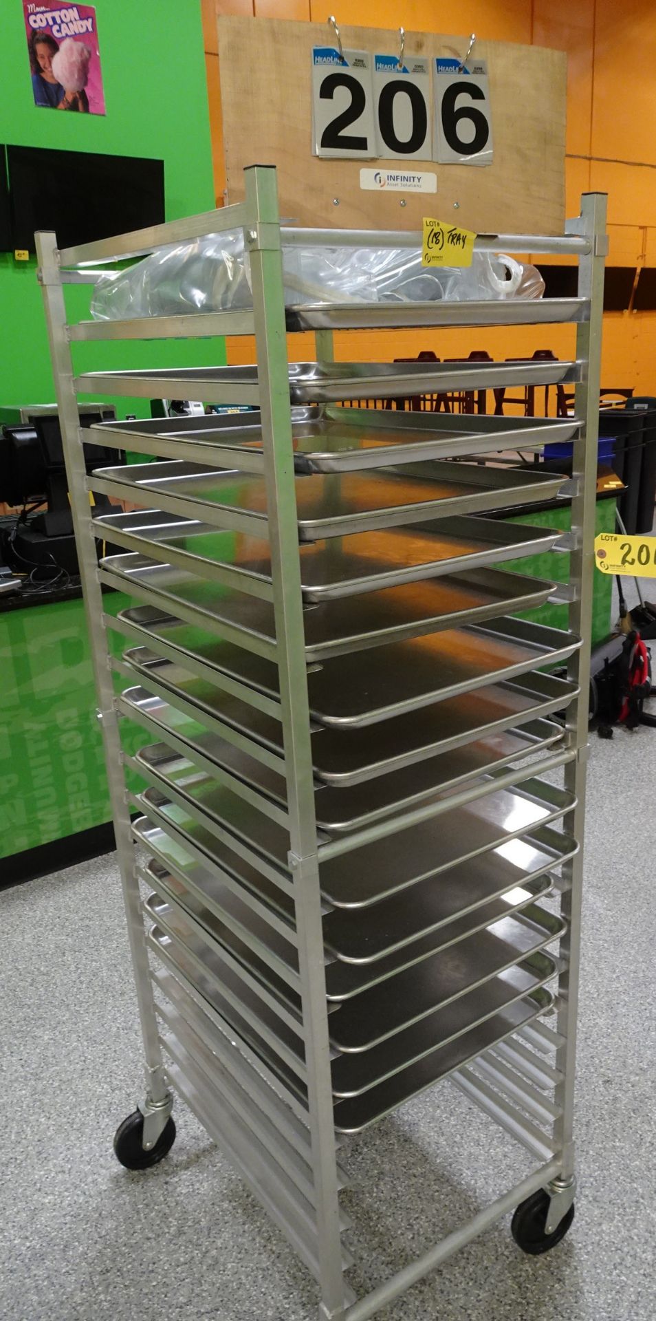 Baking rack on castors w/ (18) trays