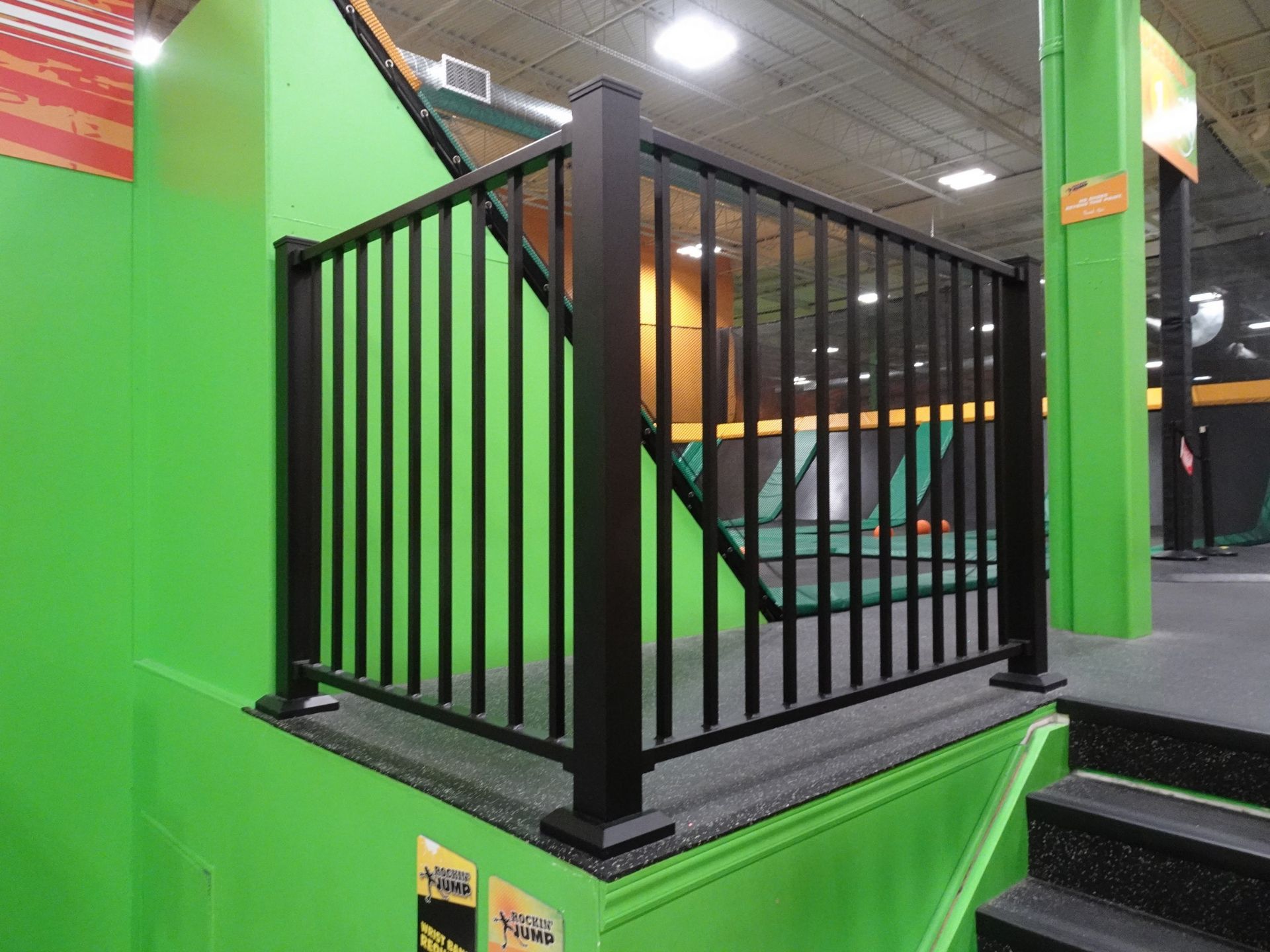 Safety Railing System consisting of: (13) 46" H metal posts, (8) 40" x 70" L section railing, (2) - Image 3 of 4