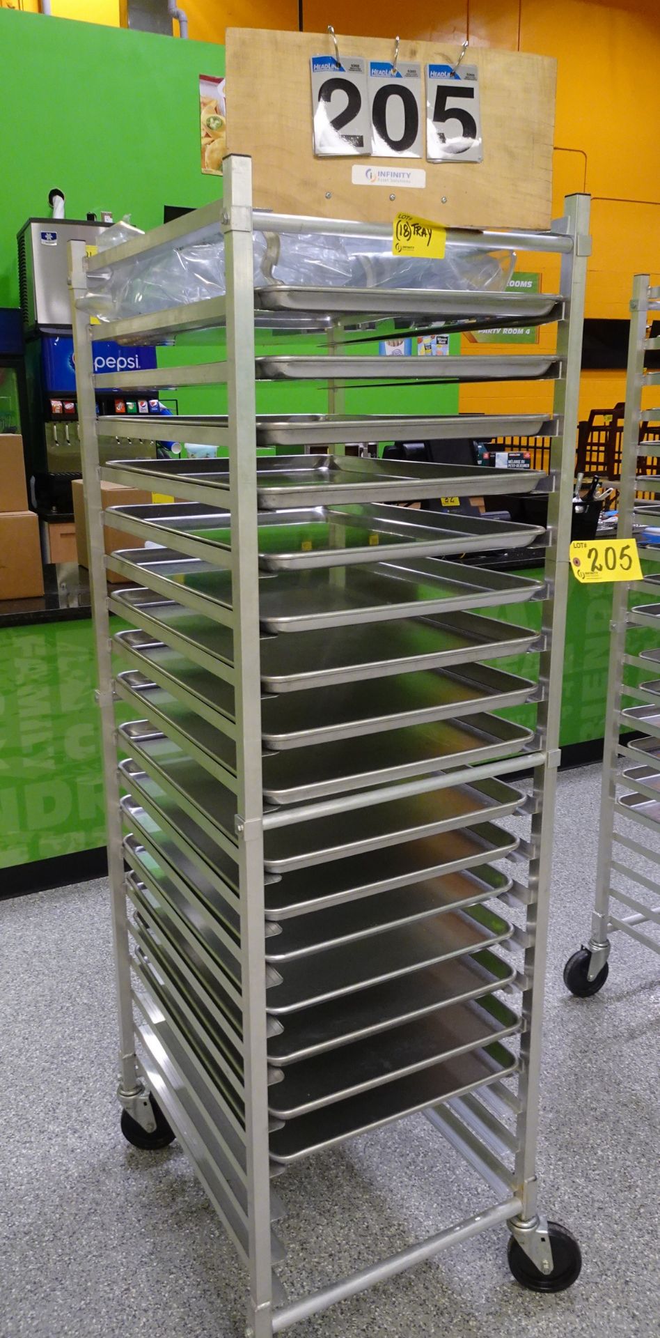 Baking rack on castors w/ (18) trays