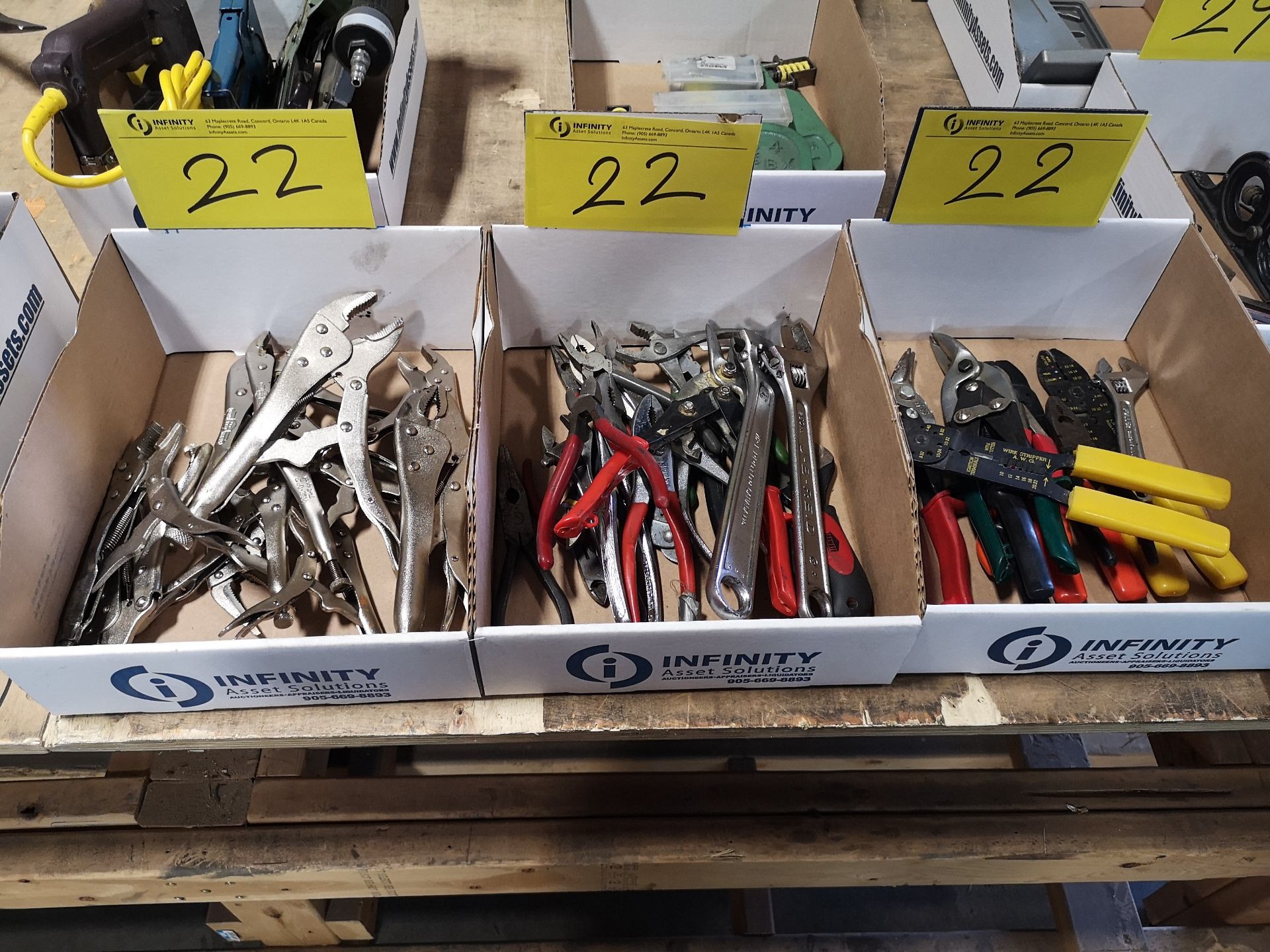 LOT PLIERS, TIN SNIPS, WIRE STRIPPERS, VISE GRIPS, ETC.