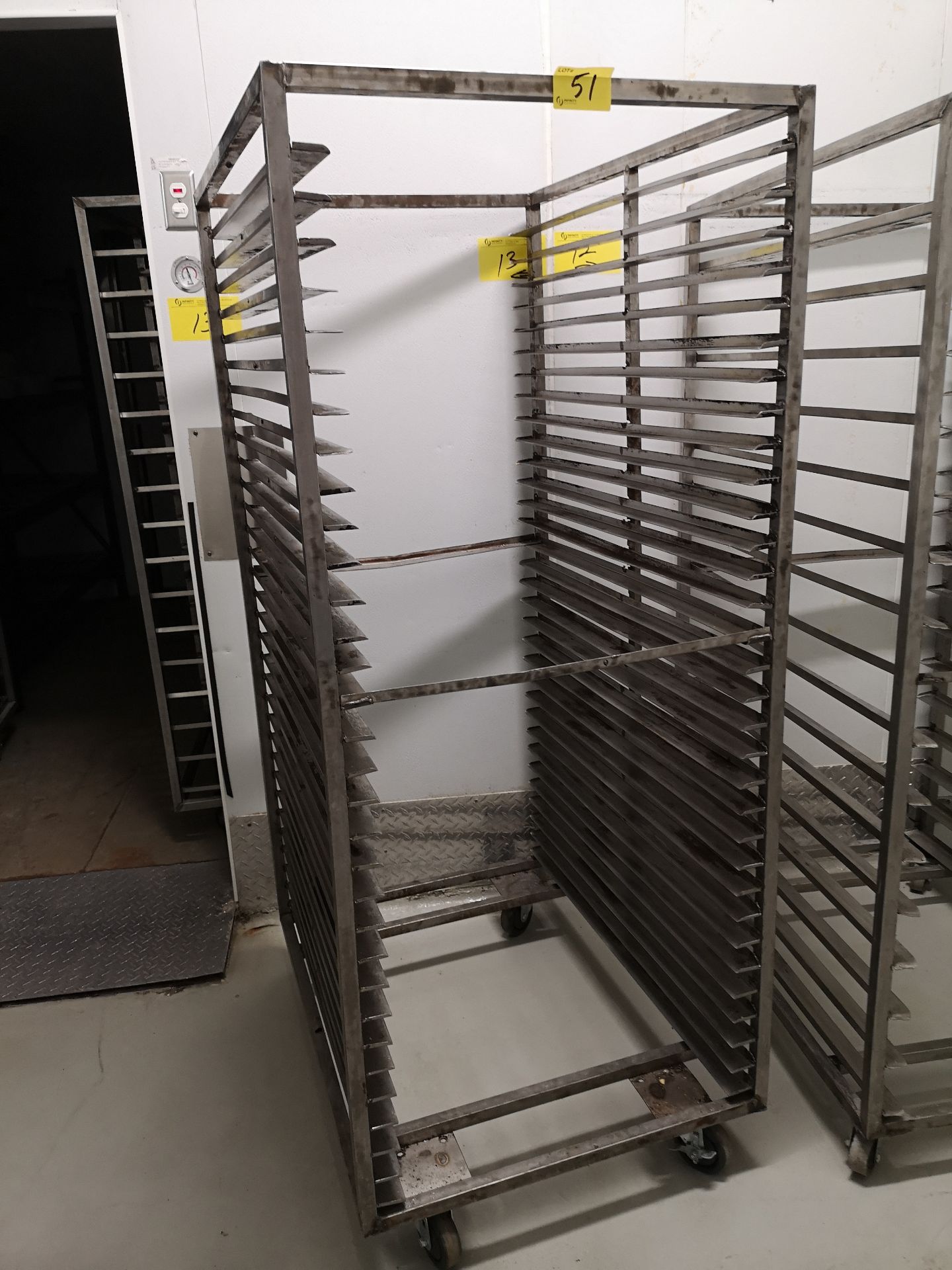 STAINLESS STEEL 31-SHELF BAKER'S RACK