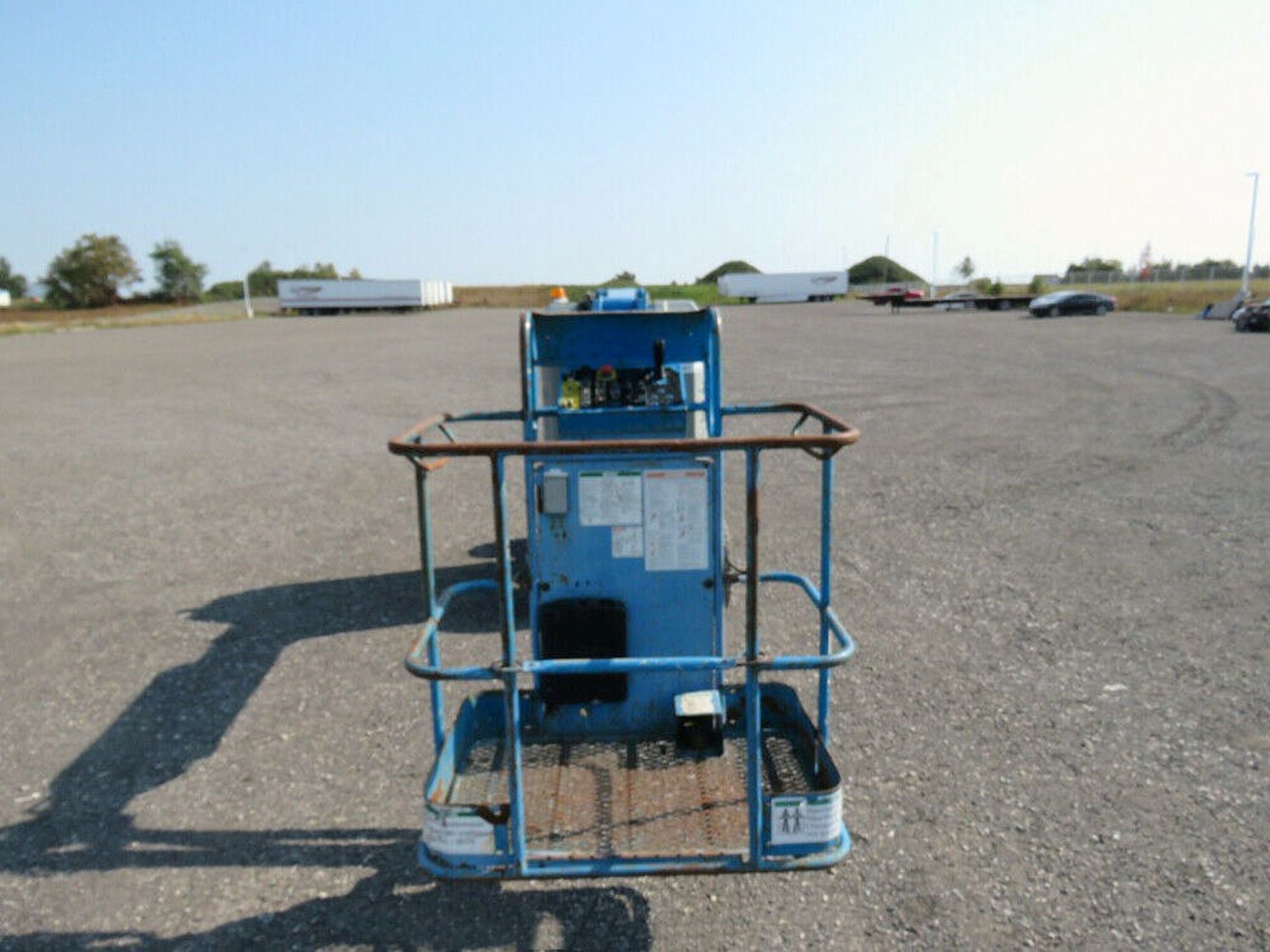 2006 GENIE Z30/20N AERIAL BOOM, APPROX. 749HRS (LOCATED IN BRANTFORD, ON) - Image 2 of 10