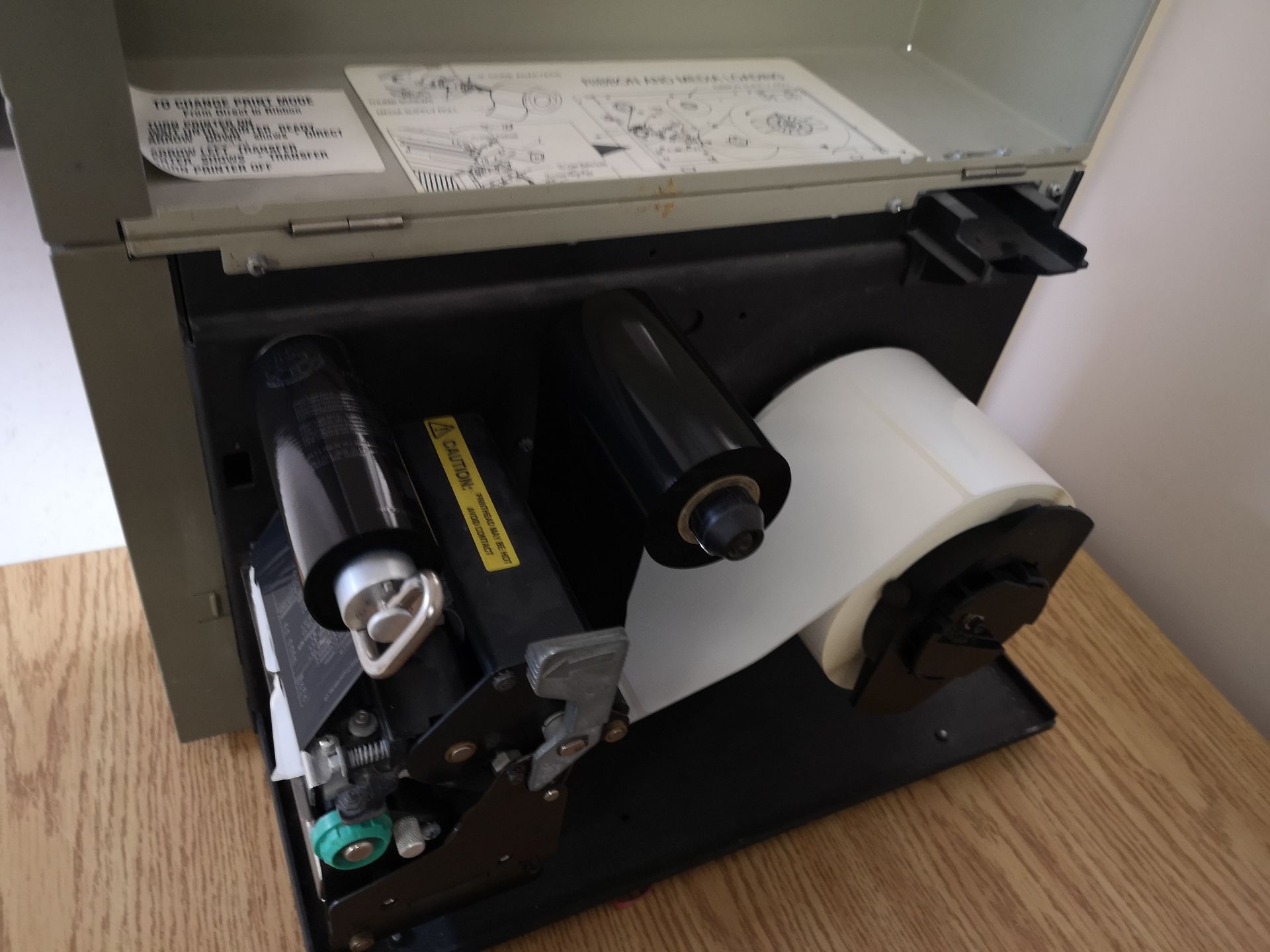 HERCULES 200 LABEL PRINTER W/ FEEDER, MONITOR, ETC. - Image 3 of 6