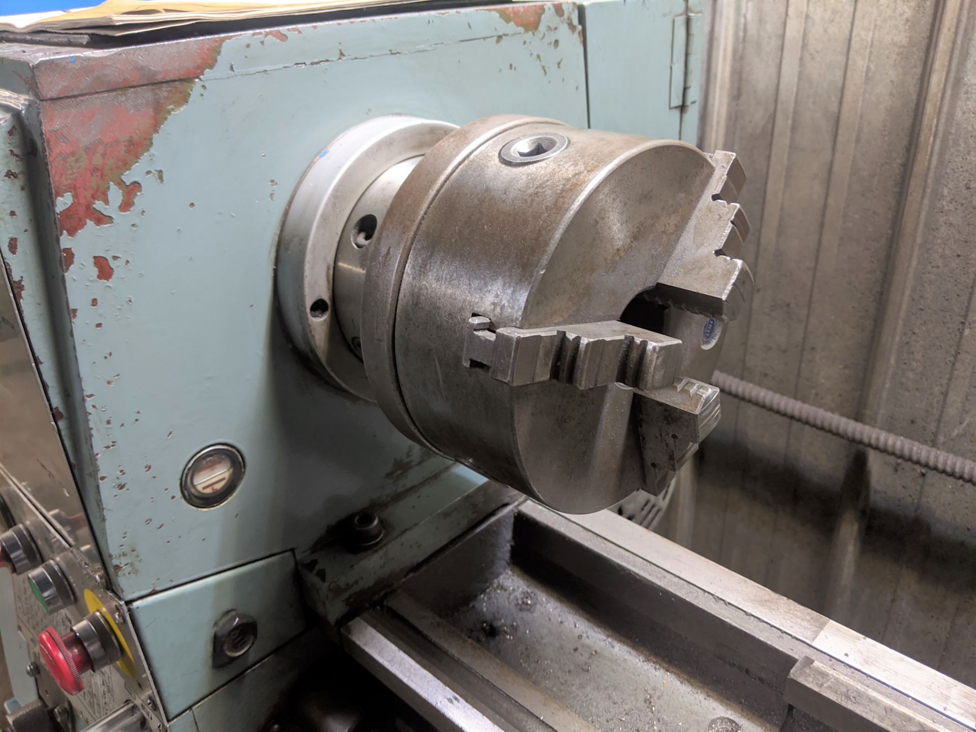 KING KC-1440 LATHE, 14" X 40", 6" 3 JAW CHUCK, 1.5" BORE, TAILSTOCK, STEADY REST, SINGLE PHASE, SN: - Image 6 of 11