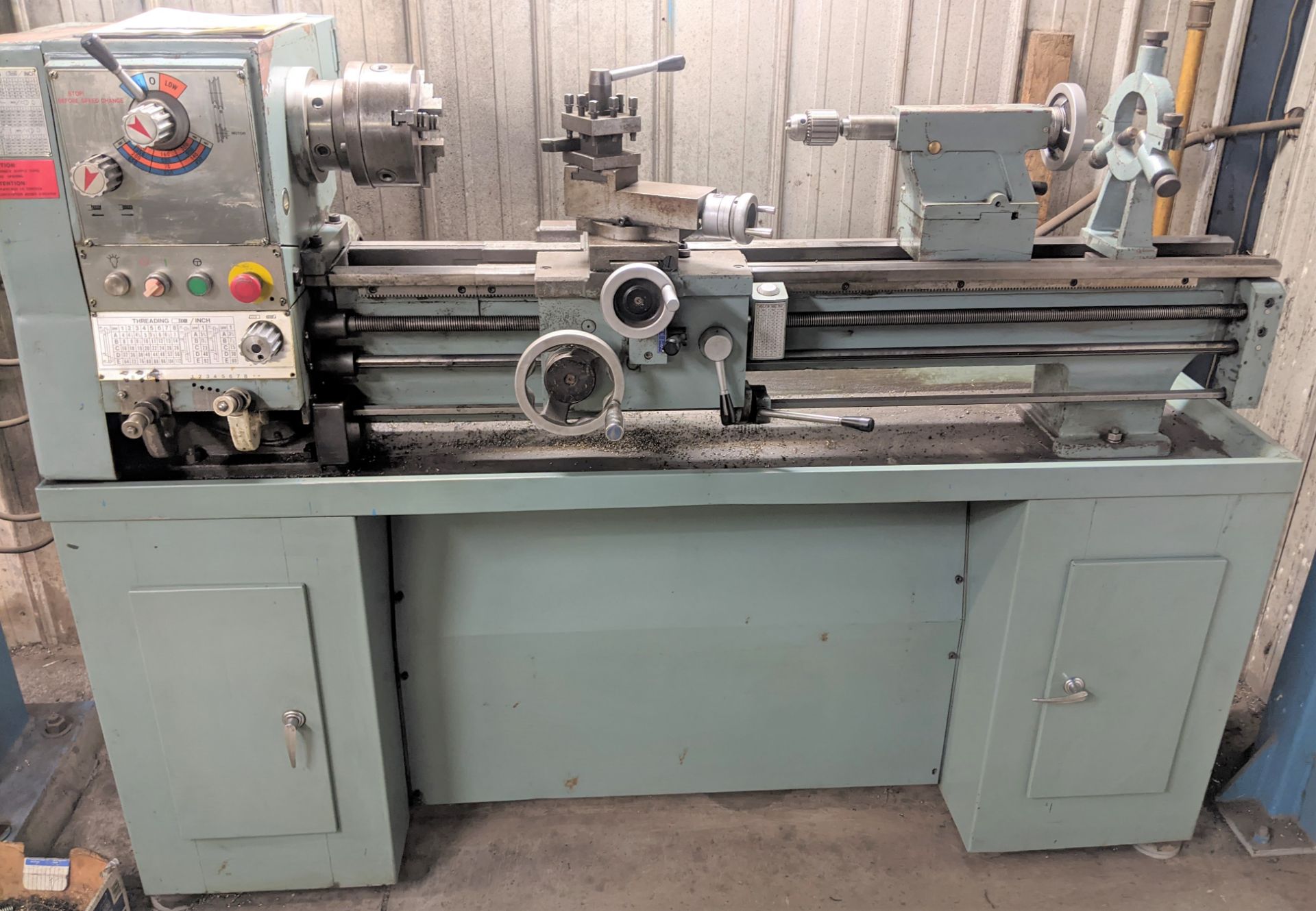 KING KC-1440 LATHE, 14" X 40", 6" 3 JAW CHUCK, 1.5" BORE, TAILSTOCK, STEADY REST, SINGLE PHASE, SN: - Image 2 of 11