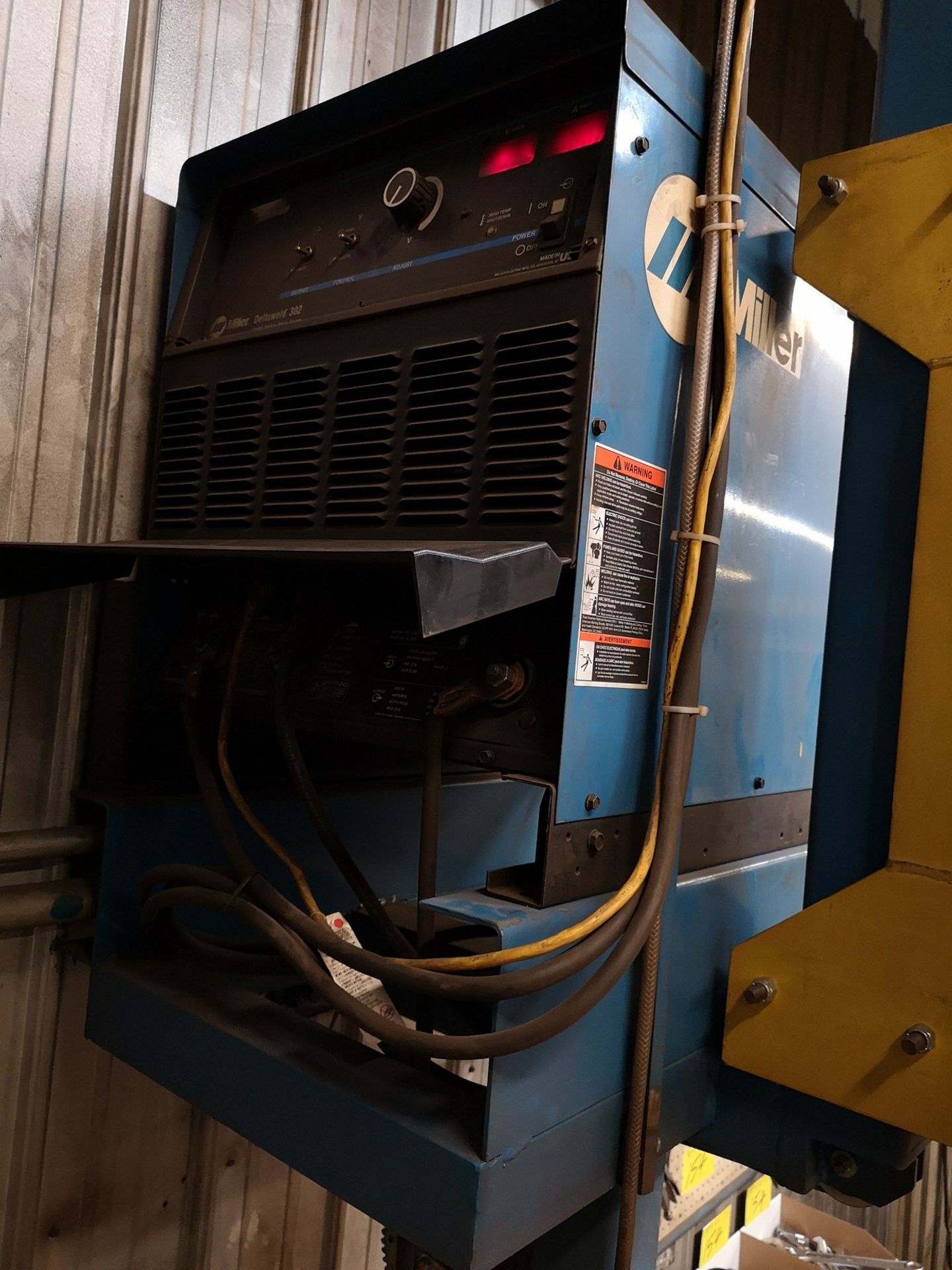 MILLER DELTAWELD 302 CV.DC WELDING POWER SOURCE, SN:KK284097 W/ MILLER 70 SERIES S-74S, 24V WIRE - Image 4 of 6