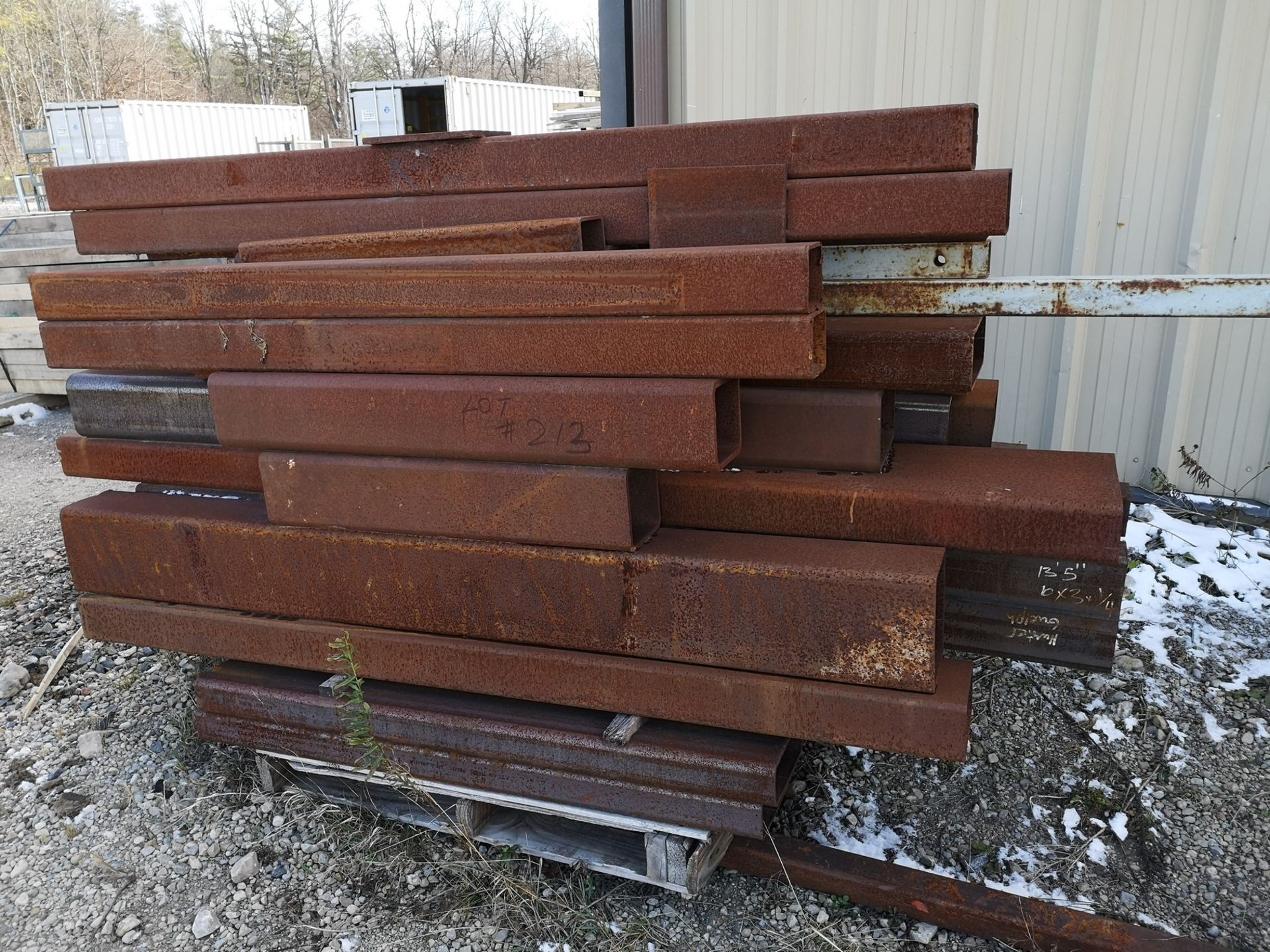 LOT OF STEEL. ANGLE, ROUND TUBE, SQUARE TUBE W/ RACK - Image 8 of 9
