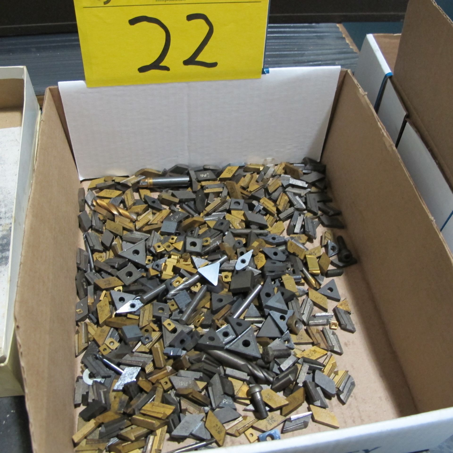 BOX OF CARBIDE CUTTING TIPS