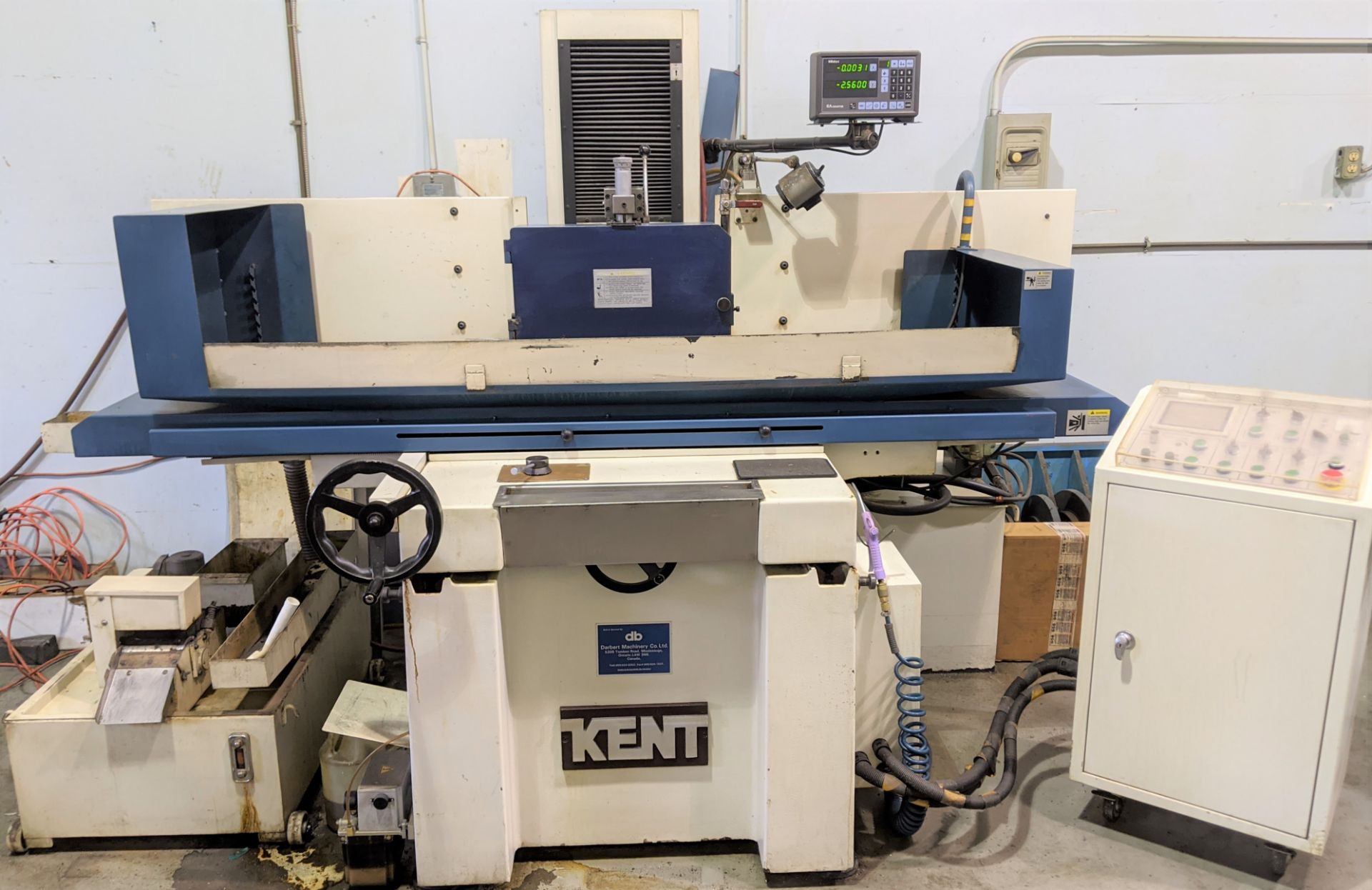 2003 KENT KGS-84MS1 SURFACE GRINDER, 16” X 32” MAGNETIC SURFACE PLATE, MITUTOYO DRO, DIGITAL - Image 3 of 15