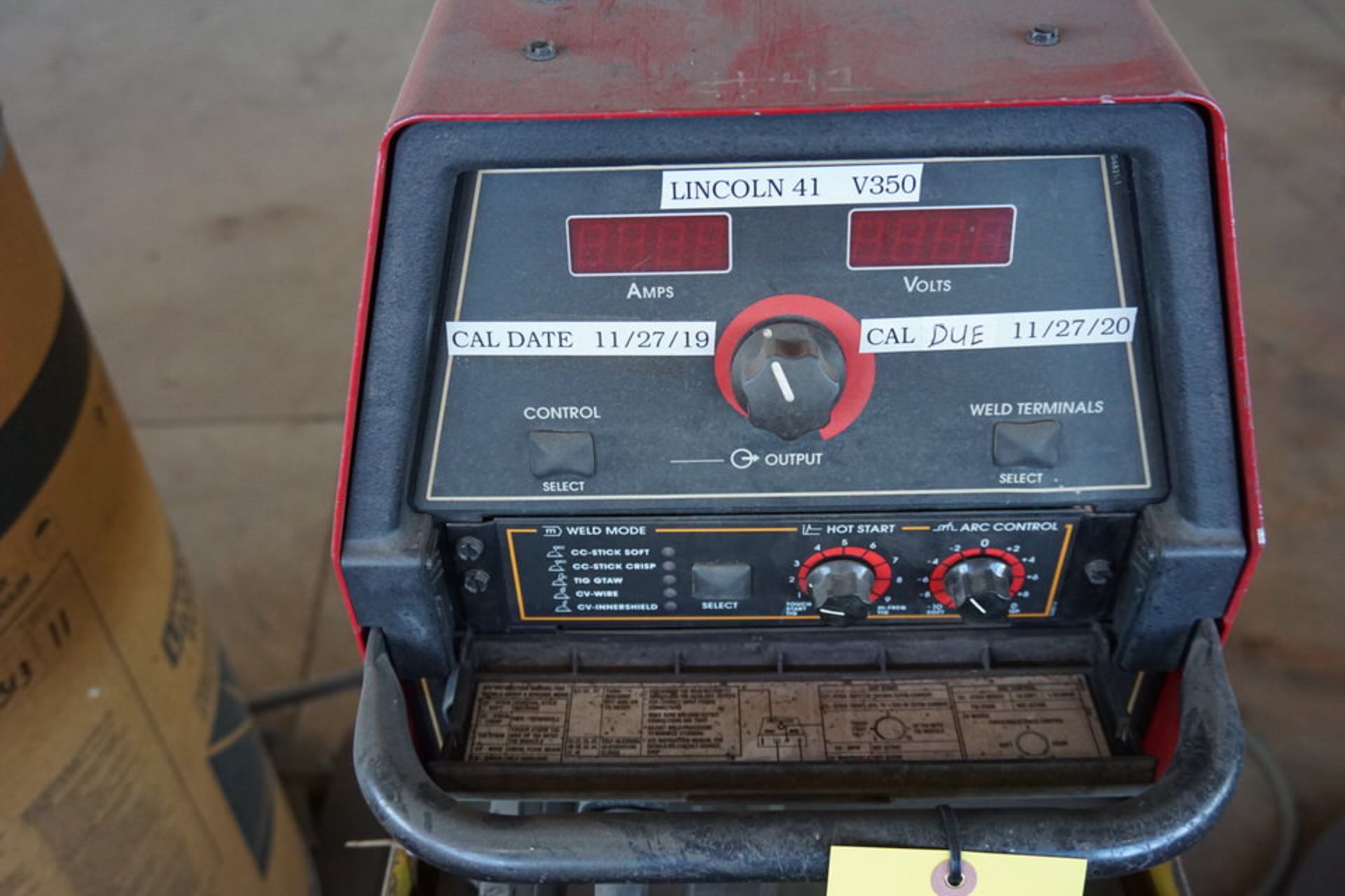 LINCOLN ELEC INVERTER V350 PRO WIRE WELDER W/ LF74 WIRE FEEDER, KONE JOB CRANE, 2 TON CAP W/ HOIST - Image 4 of 6