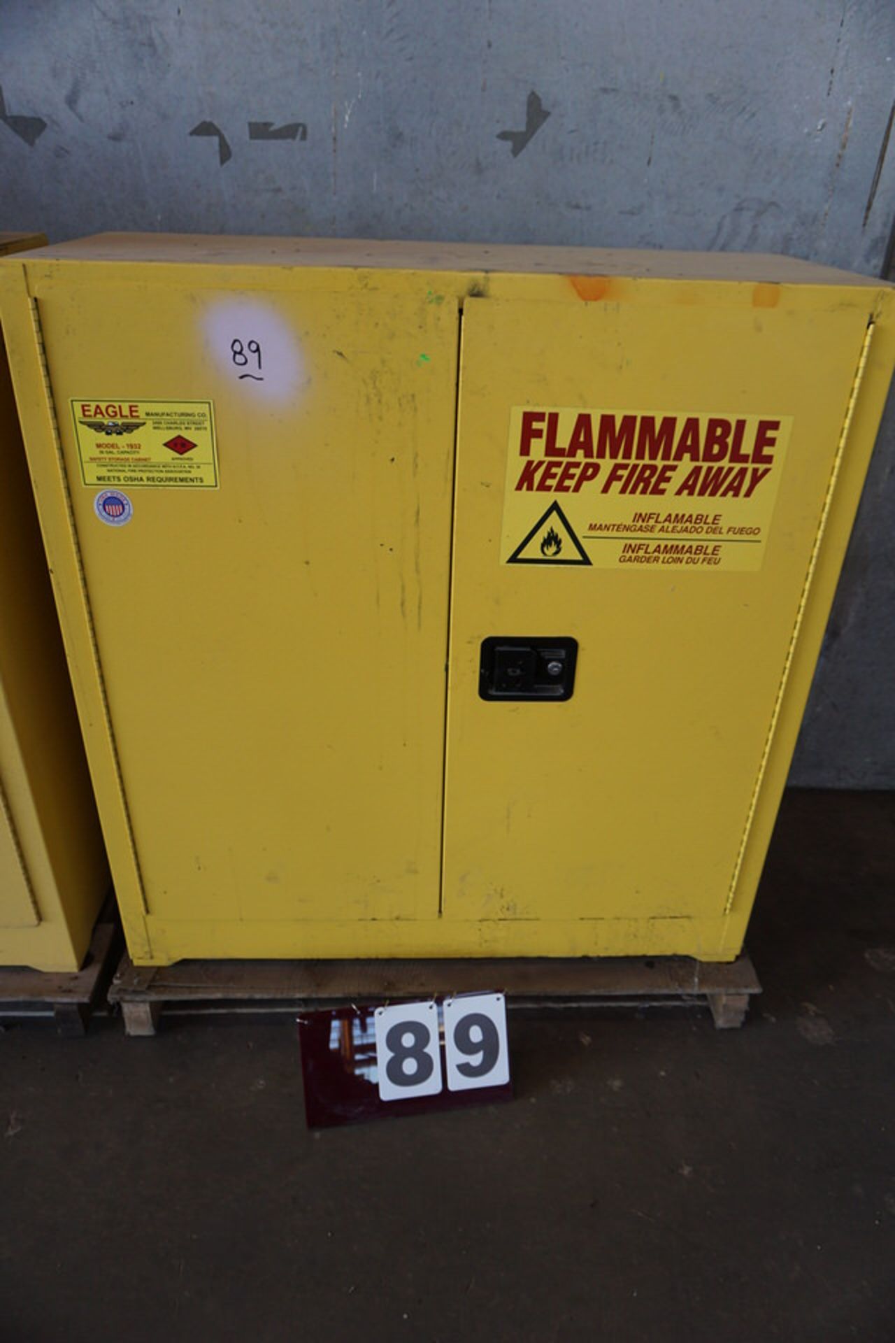 EAGLE FLAMMABLE STORAGE CABNT, 43" X 46"