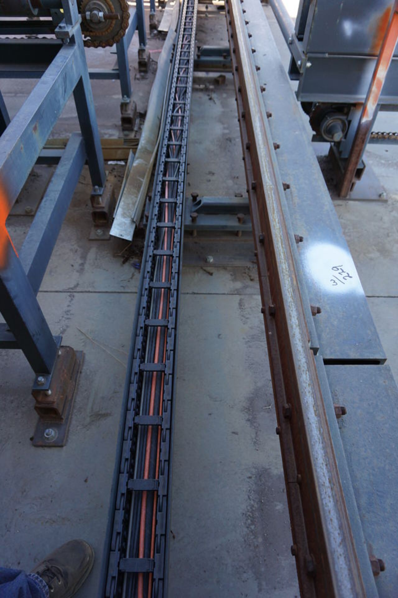 INFEED/OUTFEED CONVEYOR FOR SAW LINE (R4 & R5) W/ PICKER - Image 2 of 3