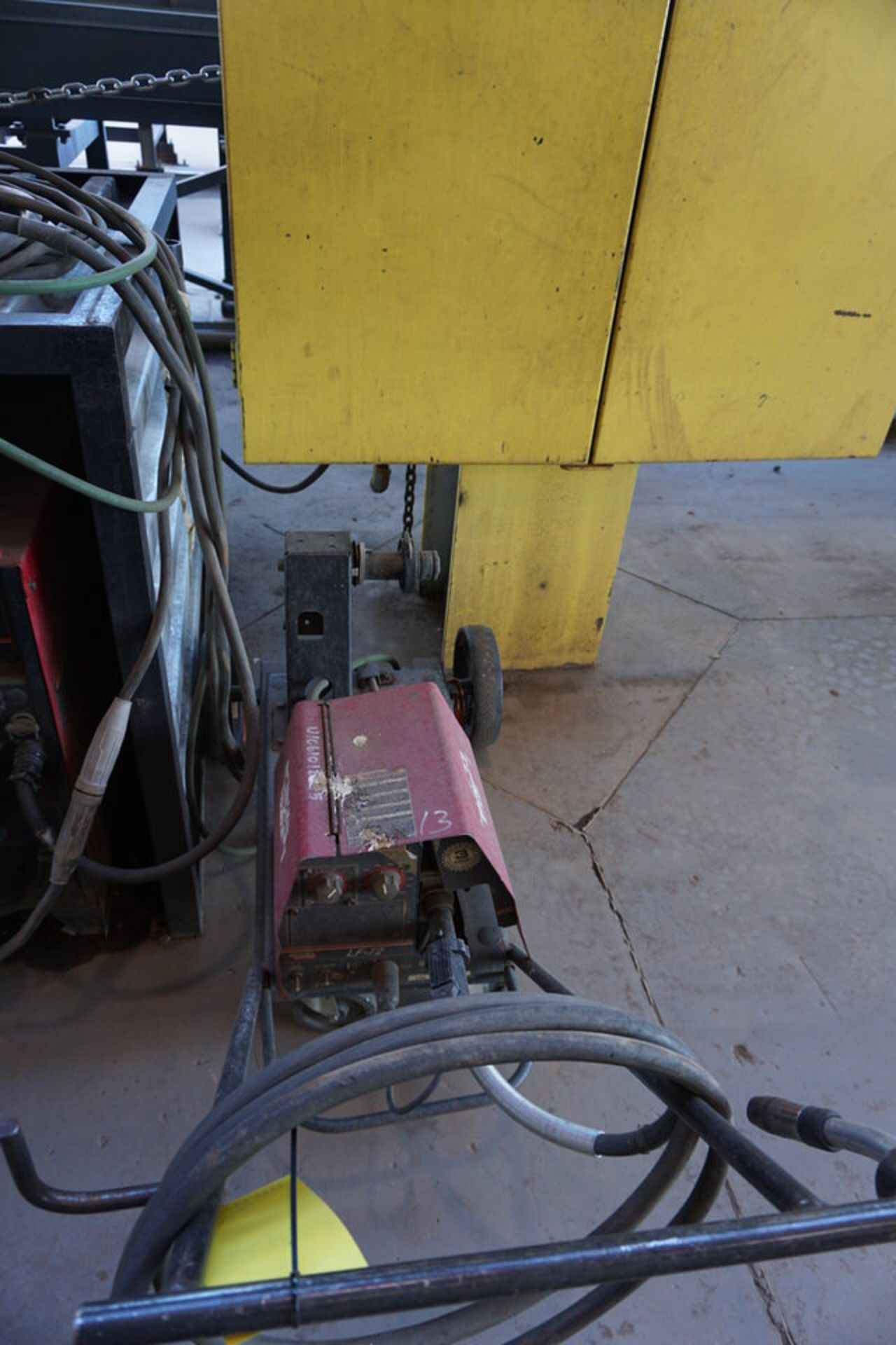 LINCOLN ELECTRIC 600 WIRE WELDER W/ LF-72 WIRE FEEDER - Image 3 of 3