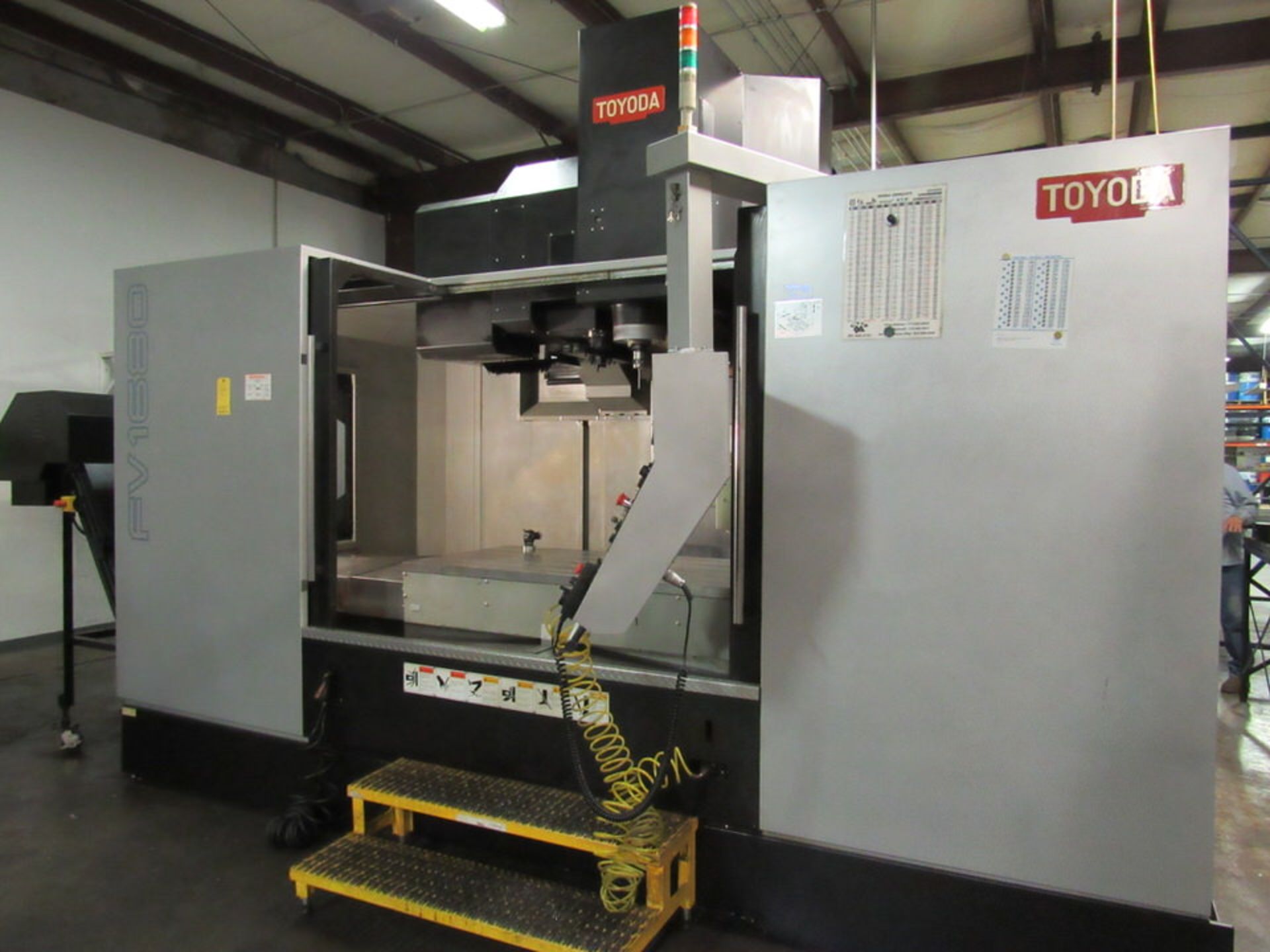 Toyoda FV1680 MCE (Mold Center Edition) CNC Vertical Machining Center, new 2008, 68.9" x 31.5" - Image 3 of 16