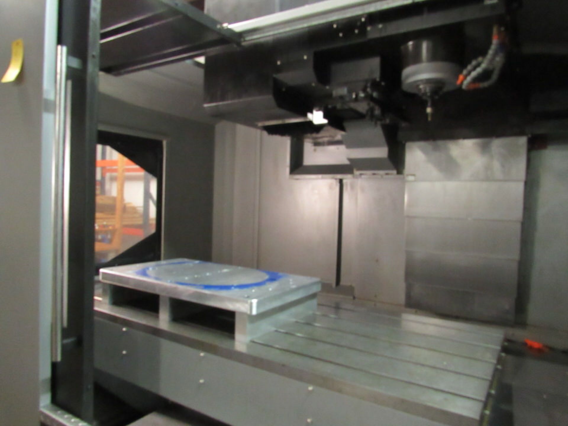 Toyoda FV1680 MCE (Mold Center Edition) CNC Vertical Machining Center, new 2011, 68.9" x 31.5" - Image 3 of 11