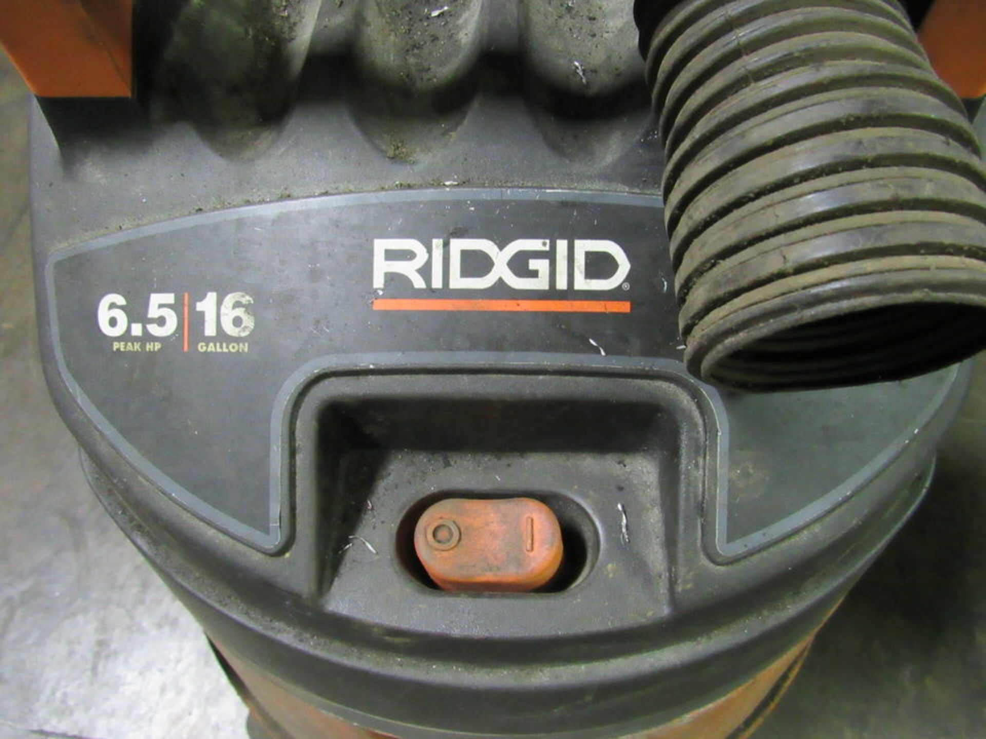 16 Gal. Ridgid Wet / Dry Shop Vac, 6.5 hp, 16 gal. cap., pleated paper cartridge filter, 2-1/2" dia. - Image 3 of 3